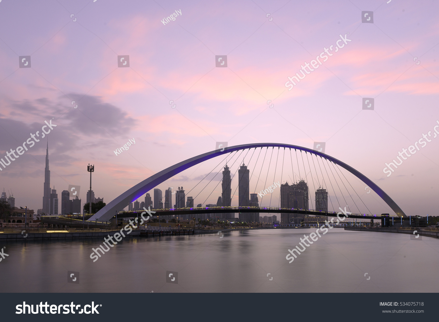 Arch Bridge Dubai Water Canal Stock Photo 534075718 | Shutterstock