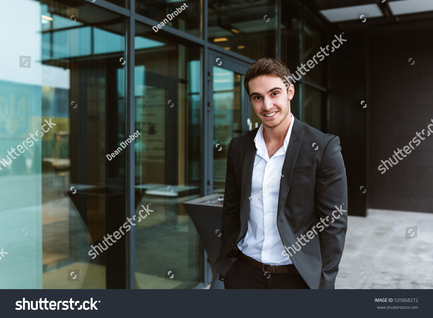 Smiling Business Man Suit Standing Near Stock Photo 535868272 ...