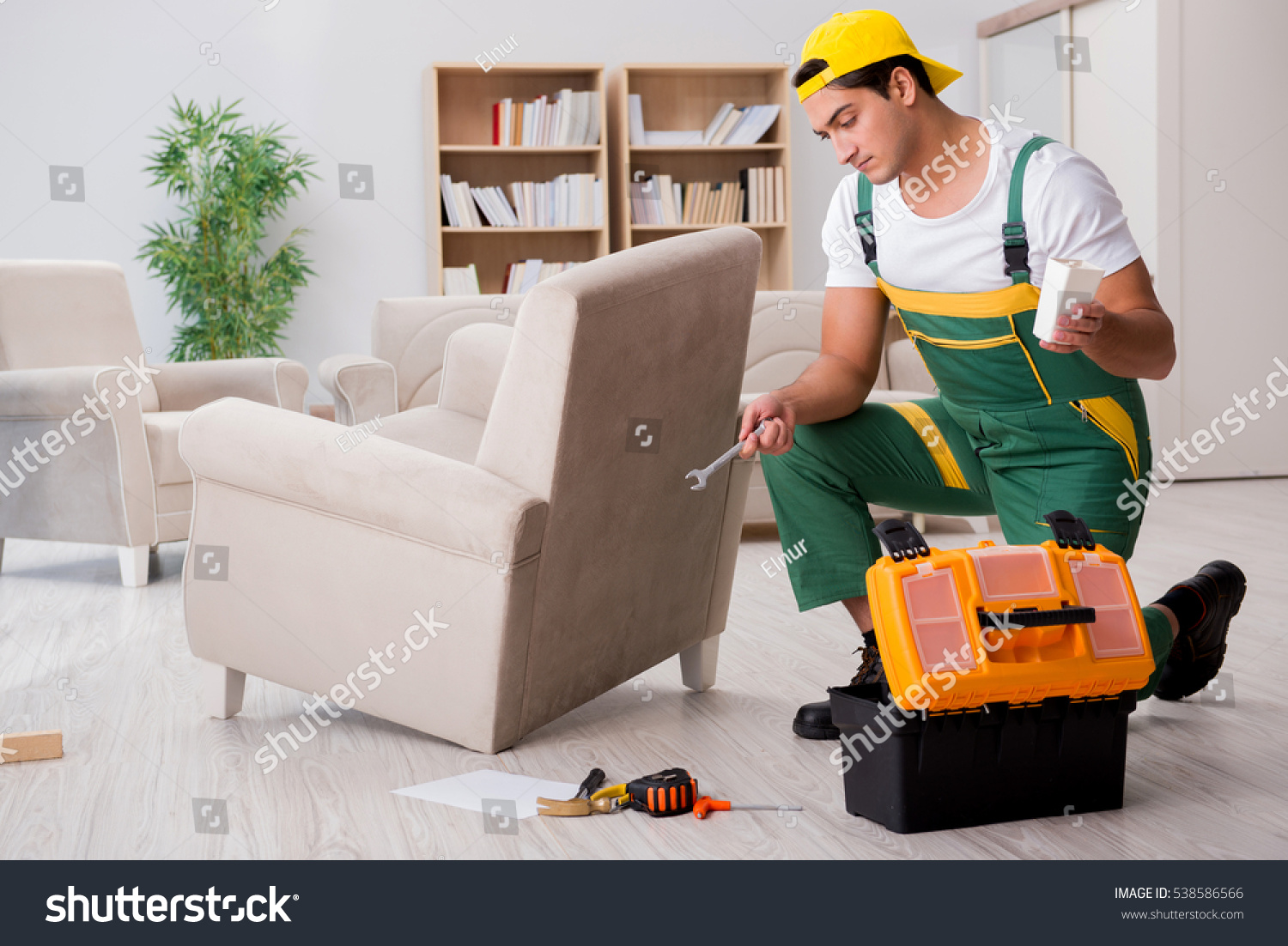 вакансии мастер по ремонту мебели