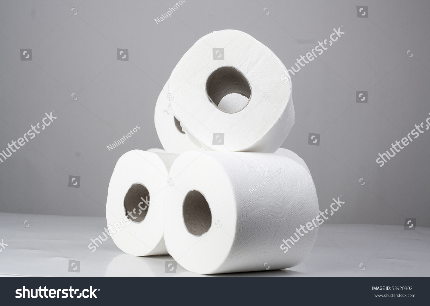 Toilet Papertissue Paper Roll Reel Toilet Stock Photo 539203021 ...