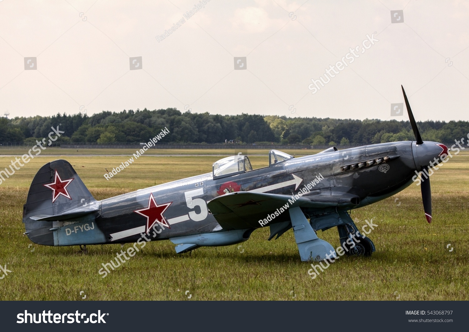 Poznan Polandmay 21 2016 Jakowlew Jak3m Stock Photo 543068797 ...