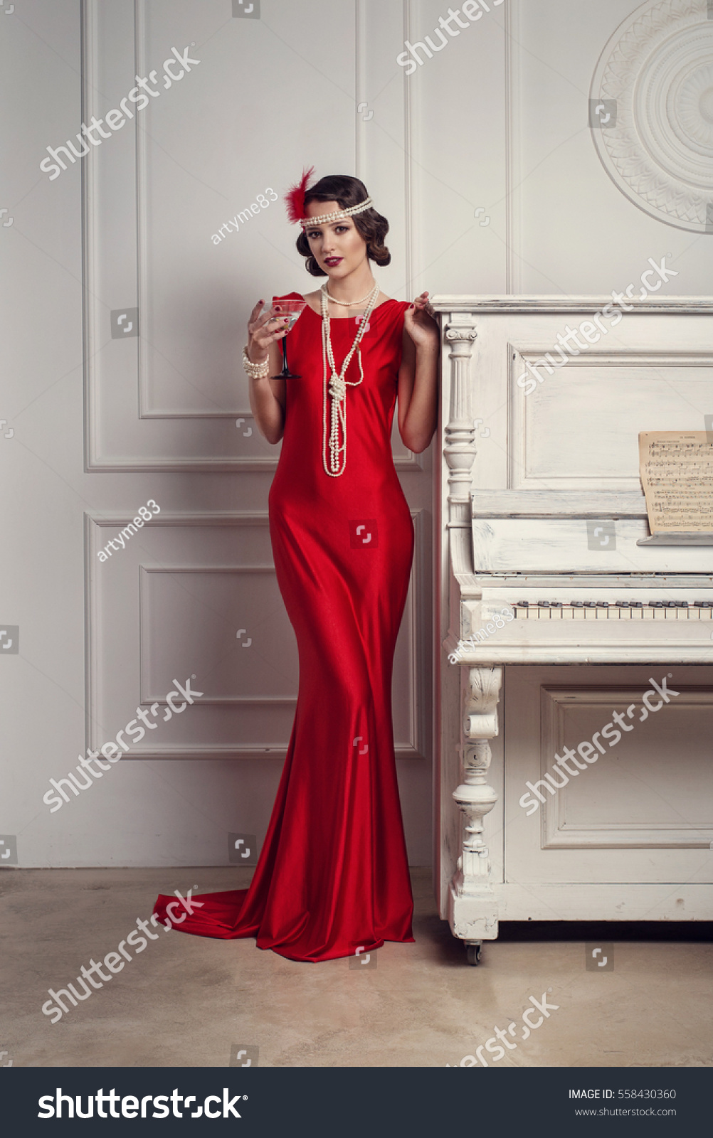 Вечернее платье в стиле 30-х годов