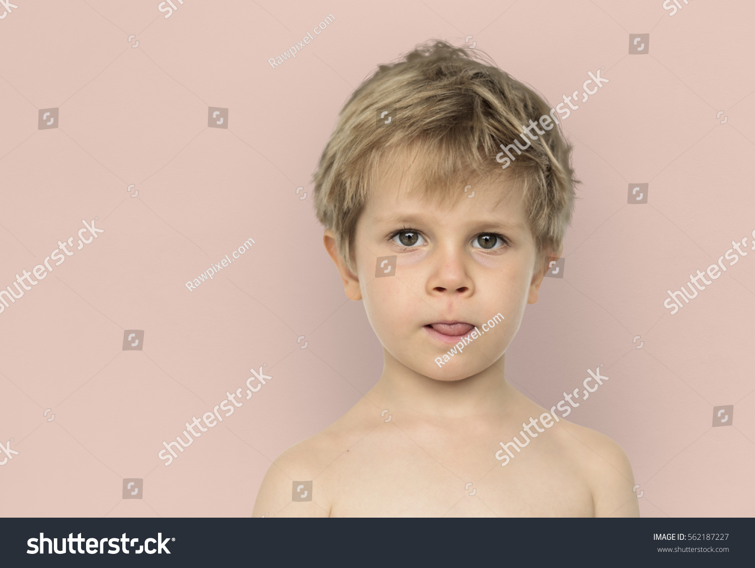 Little Boy Bare Chest Sticking Out Foto Stok 562187227 | Shutterstock