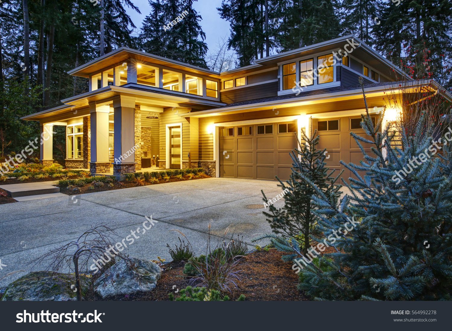 Luxurious New Construction Home Exterior Sunset Stock Photo 564992278