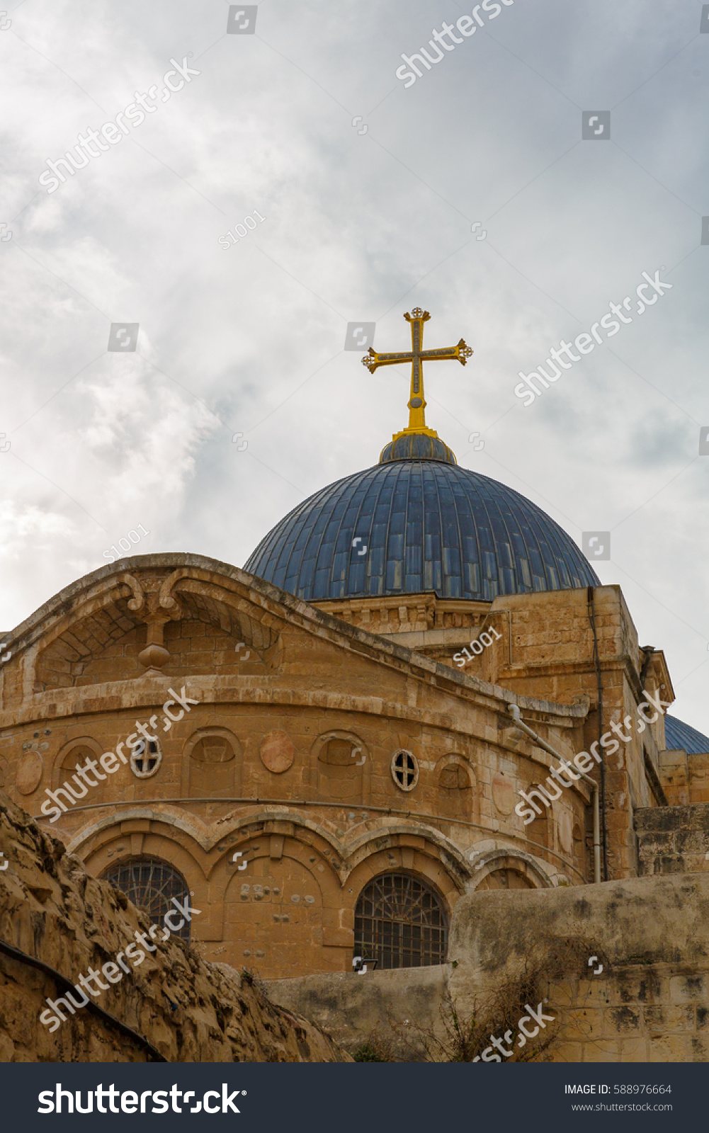 Tall Dome On Church Holy Sepulchre Stock Photo 588976664 | Shutterstock