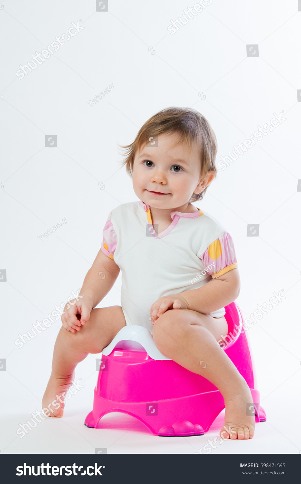 Little Smiling Girl Sitting On Pot Stock Photo 598471595 | Shutterstock