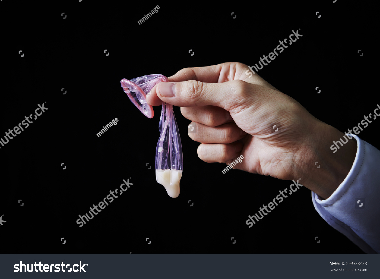 во мне остался презерватив со спермой фото 73