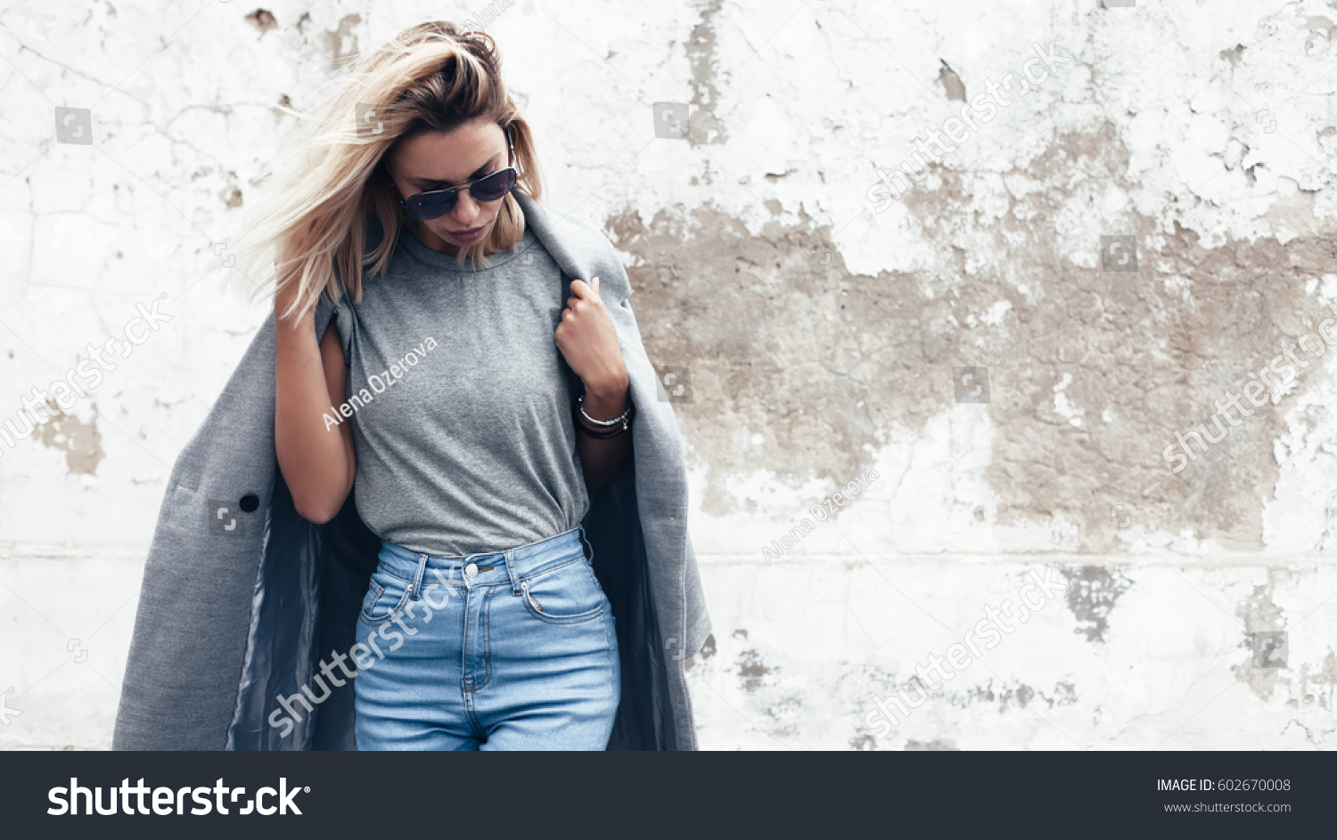 Hipster Girl Wearing Blank Gray Tshirt Stock Photo 602670008 | Shutterstock