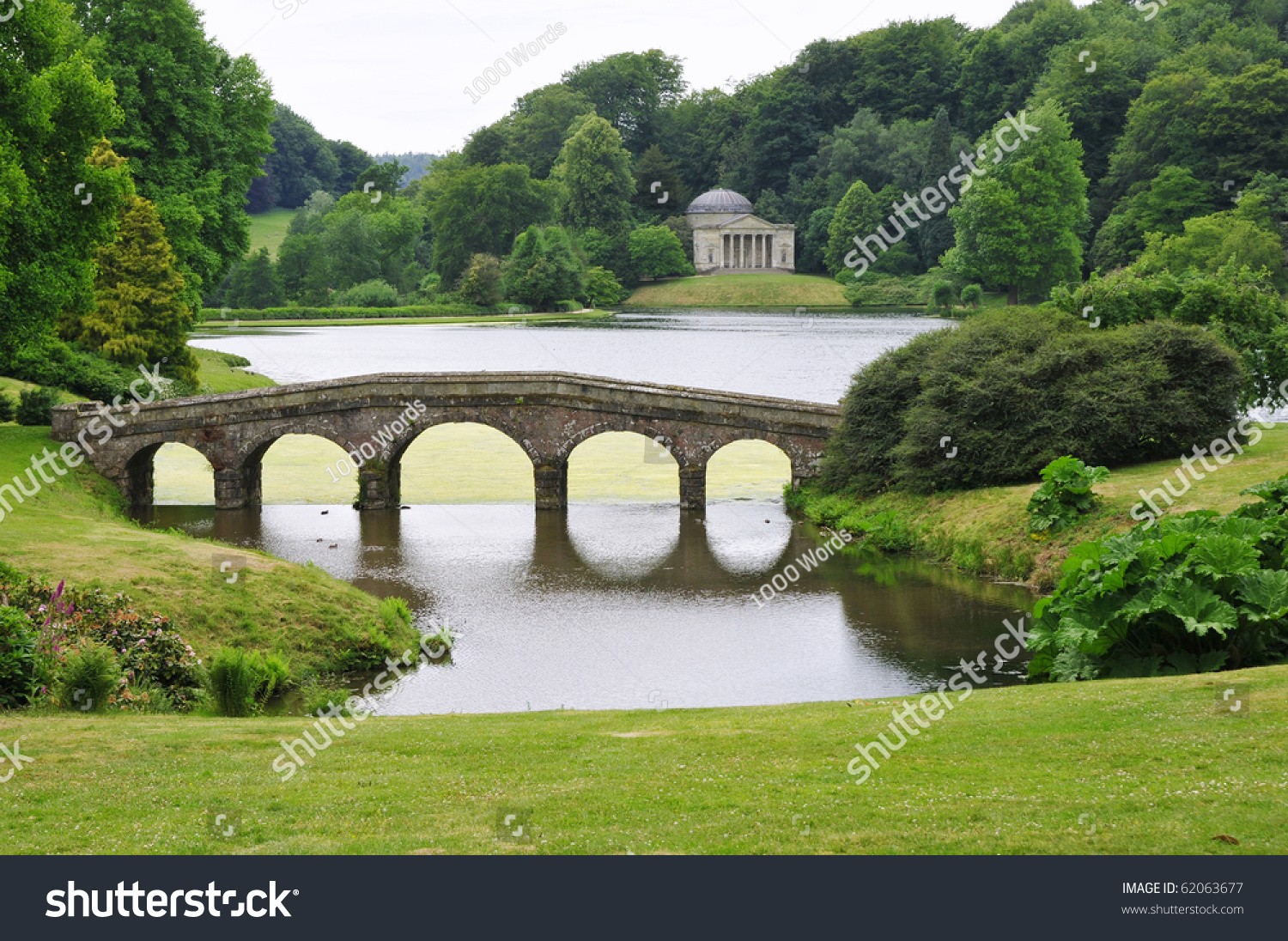 English Landscape Garden Stock Photo 62063677 | Shutterstock