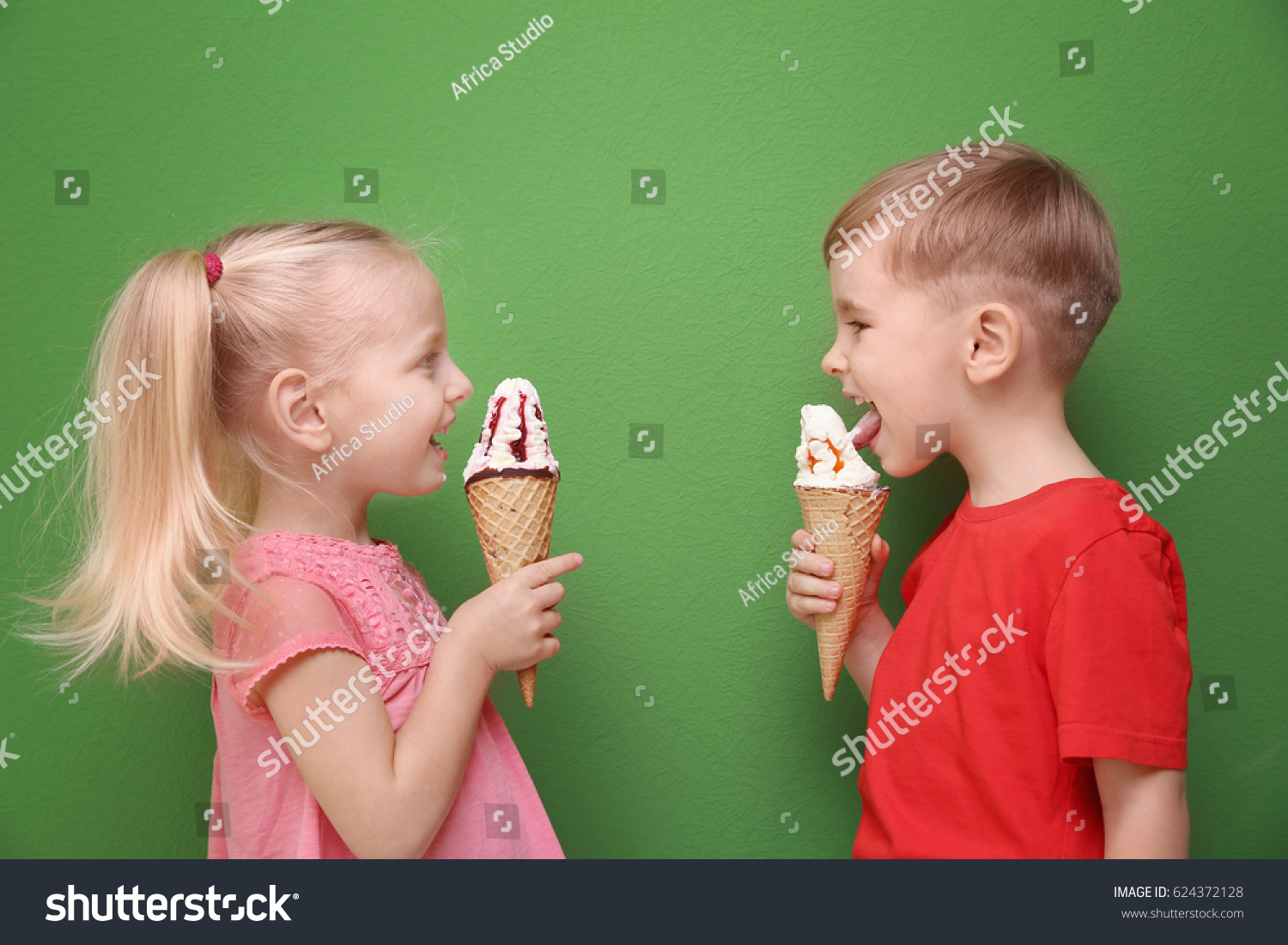 Cute Little Children Eating Ice Cream Stock Photo 624372128 | Shutterstock