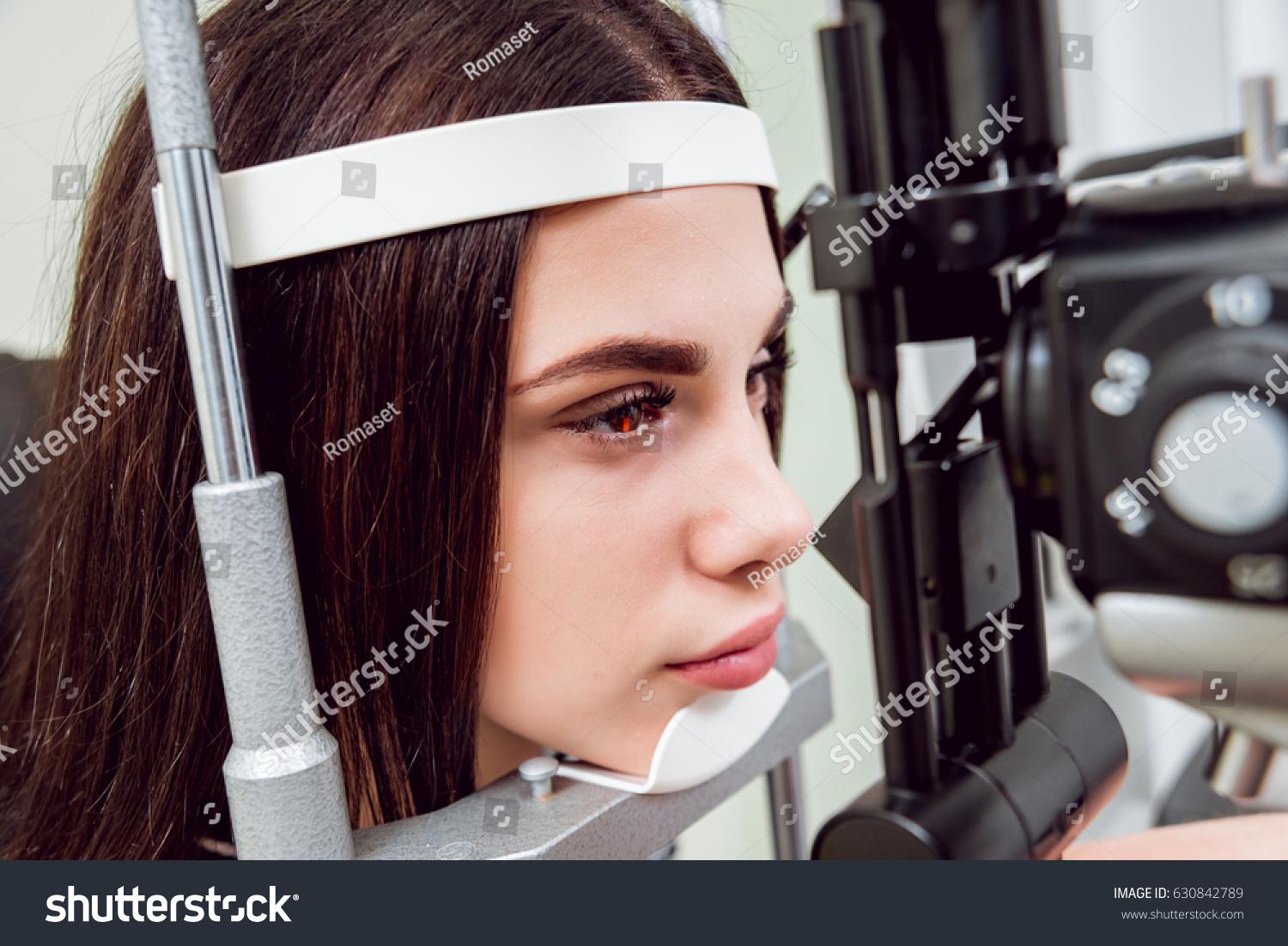 Slit Lamp Examination Biomicroscopy Anterior Eye 630842789   Stock Photo Slit Lamp Examination Biomicroscopy Of The Anterior Eye Segment Basic Eye Examination Contact 630842789 