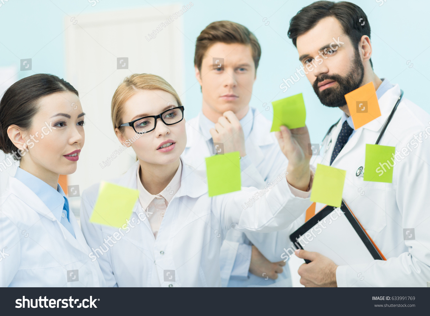 Group Professional Doctors Having Work Meeting Stock Photo 633991769 ...