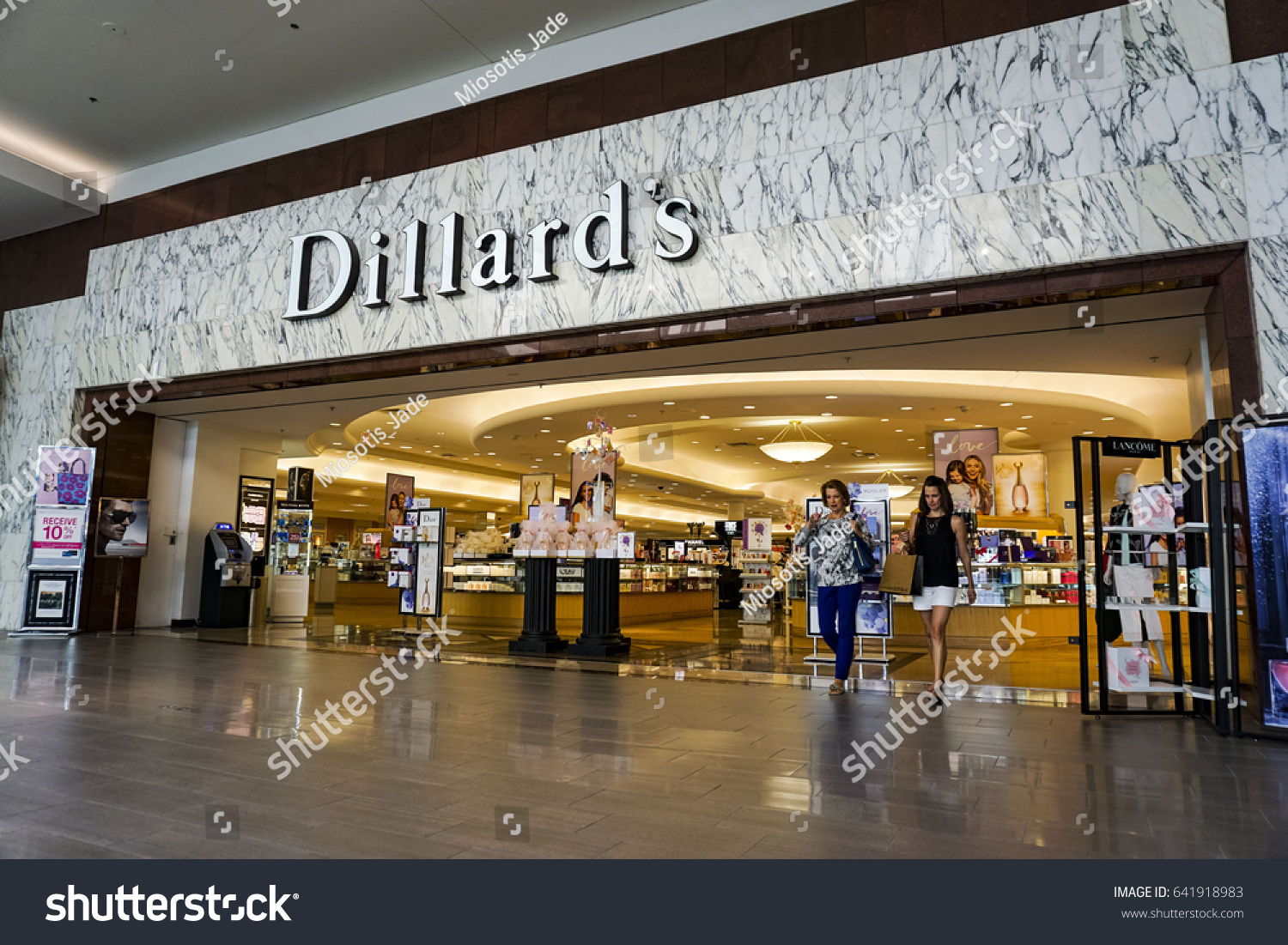 Dillards On May 13 2017 Florida Stock Photo 641918983 Shutterstock