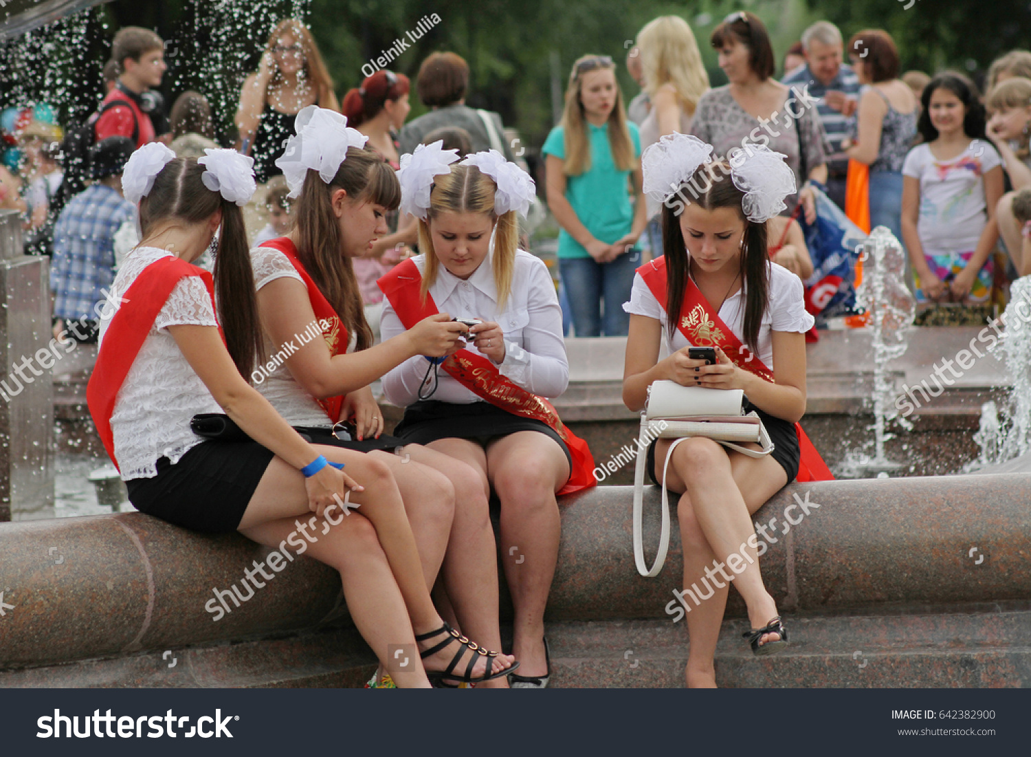 Volgograd Russia May 25 2013 Girls Stock Photo 642382900 |Shutterstock