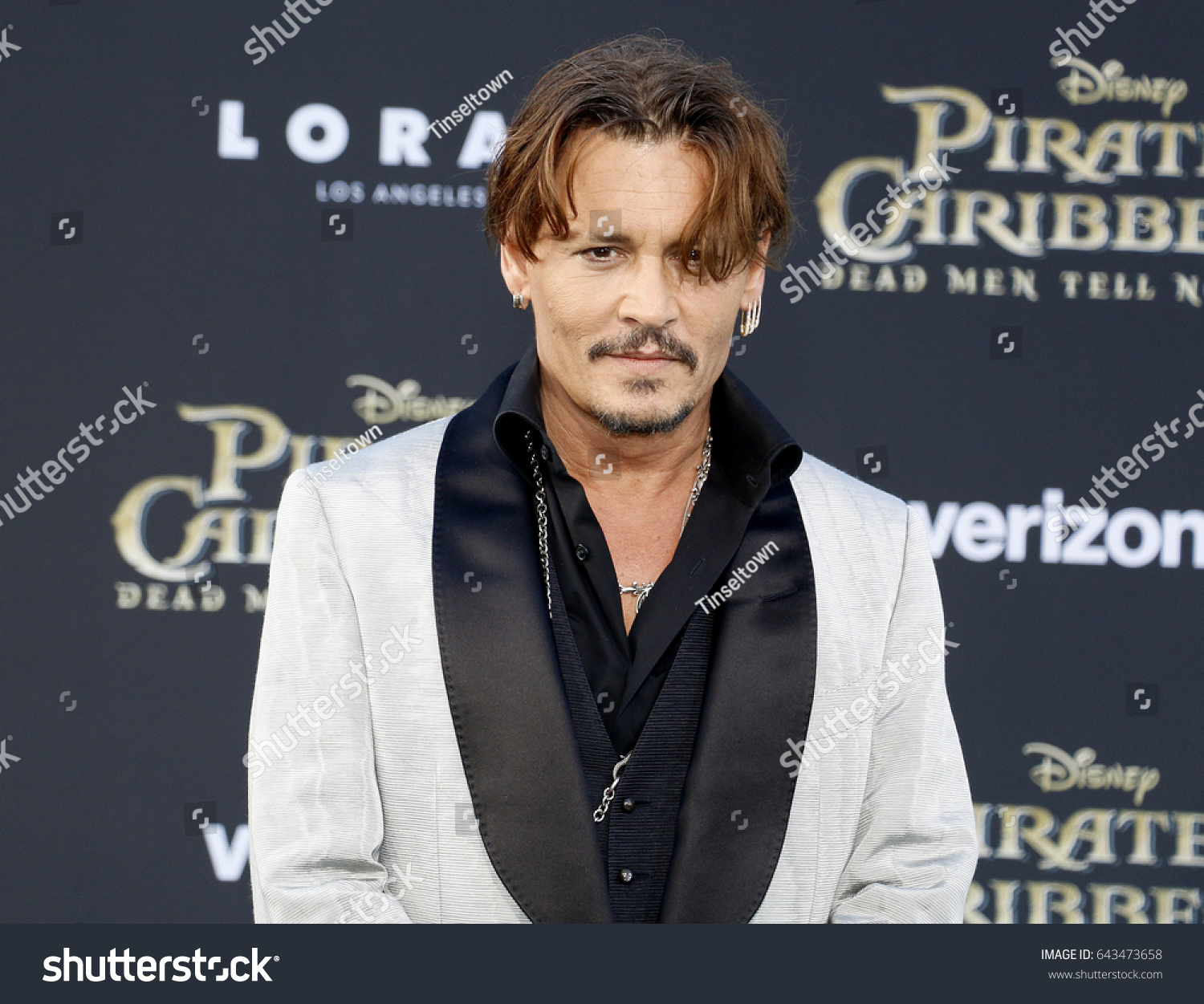 johnny depp pirates of the caribbean 5 premiere