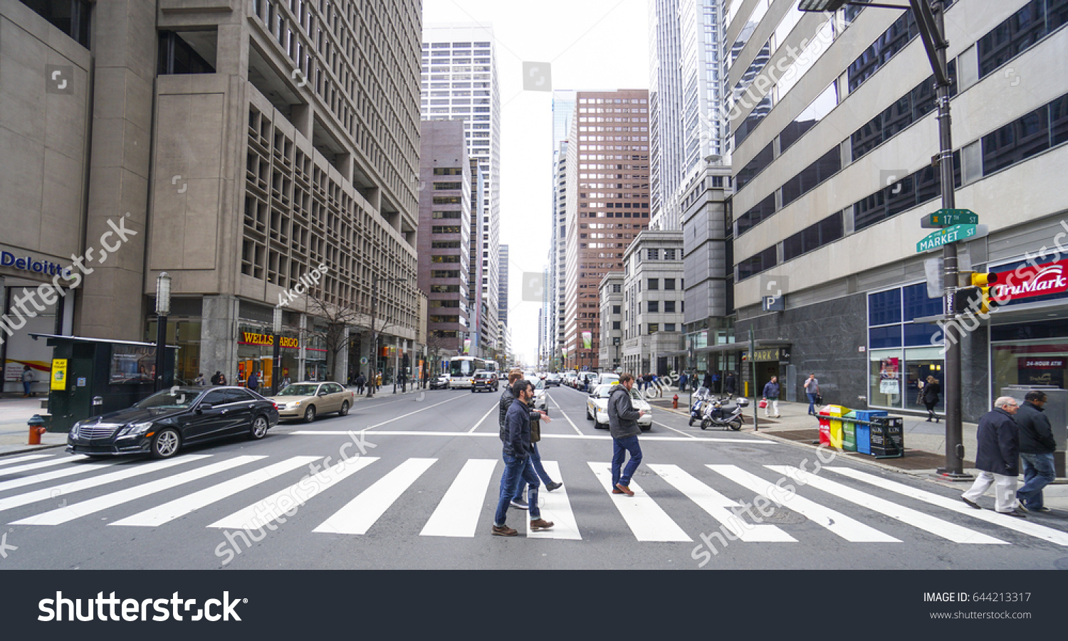 Market Street View Philadelphia City Center Stock Photo 644213317 ...