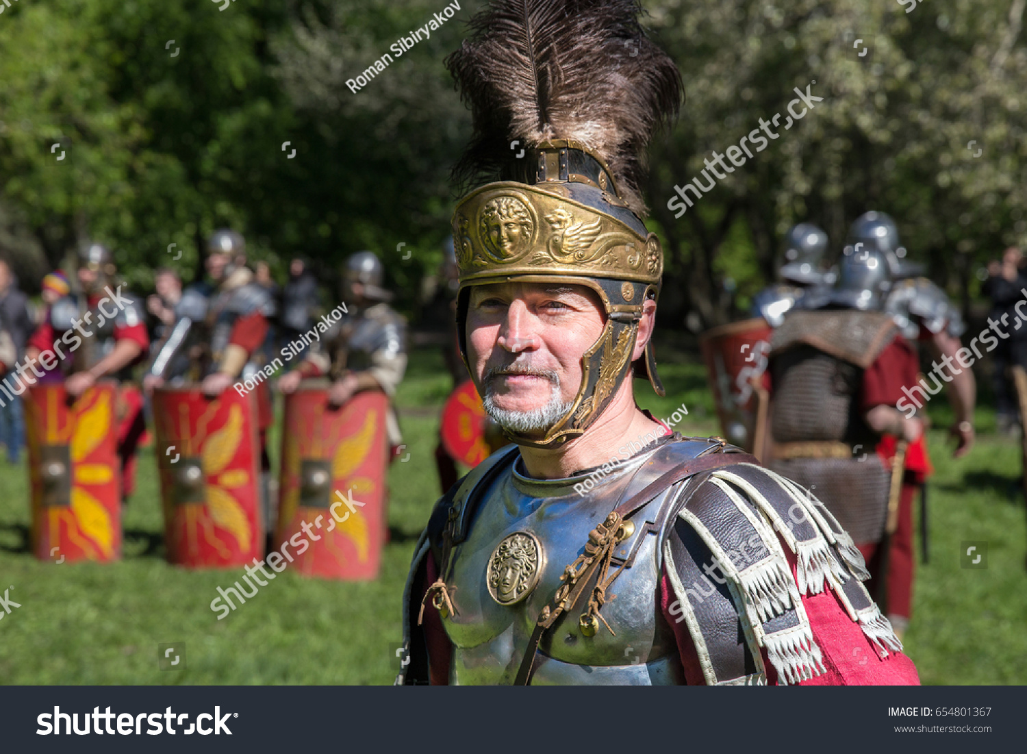 roman general uniform