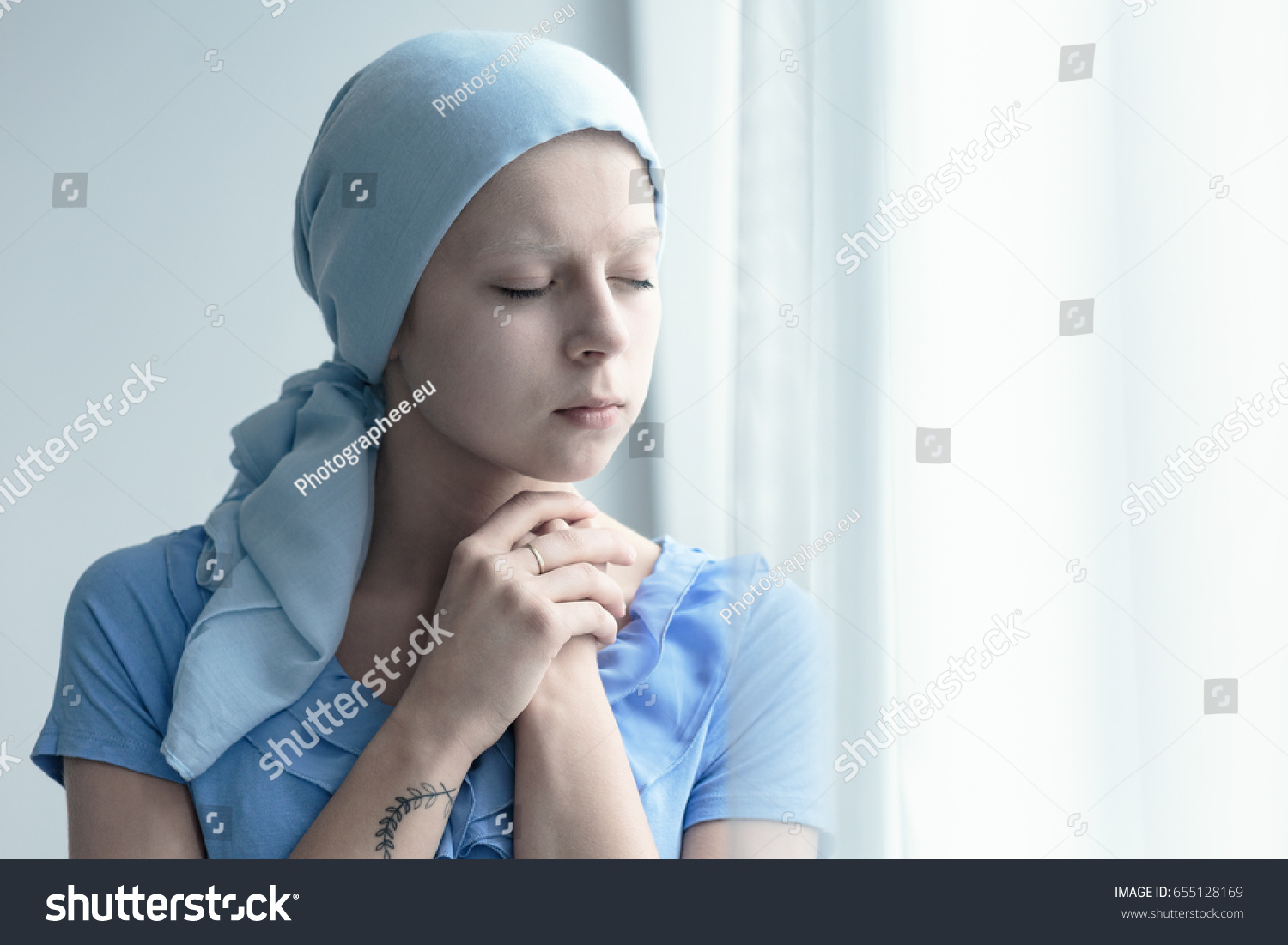 Married Woman Cancer Faithfully Praying Miracle Stock Photo 655128169 ...