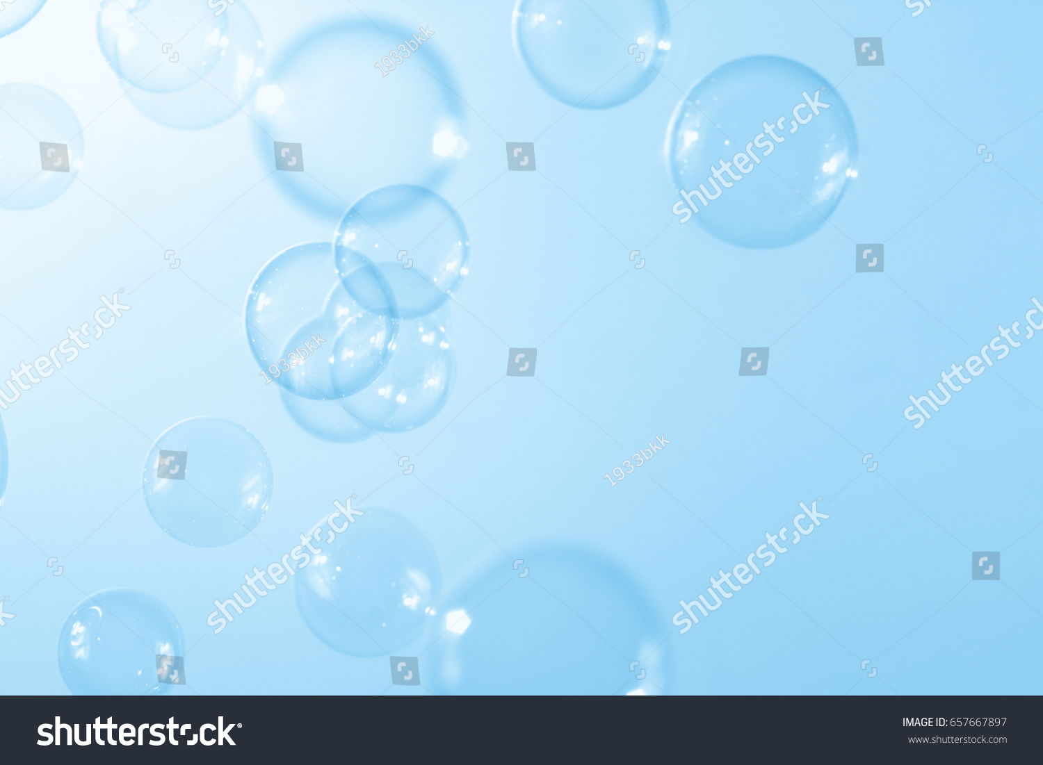 Soap Bubbles On Natural Blue Background Stock Photo 657667897 ...