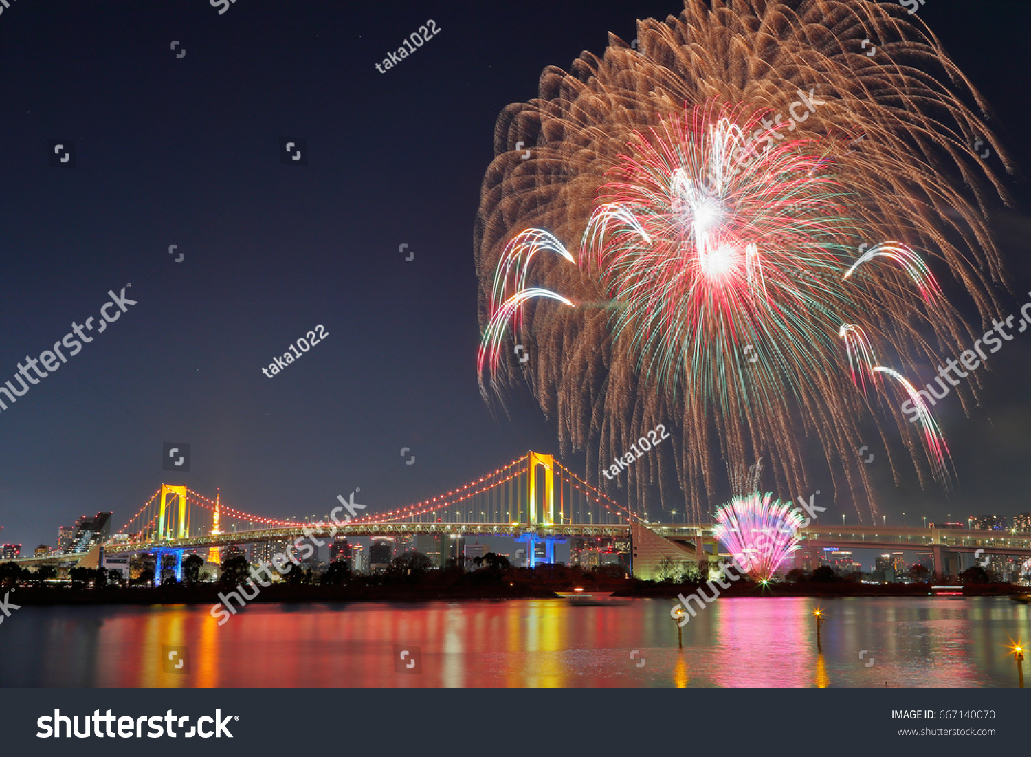 Rainbow Bridge Fireworks Stock Photo 667140070 Shutterstock