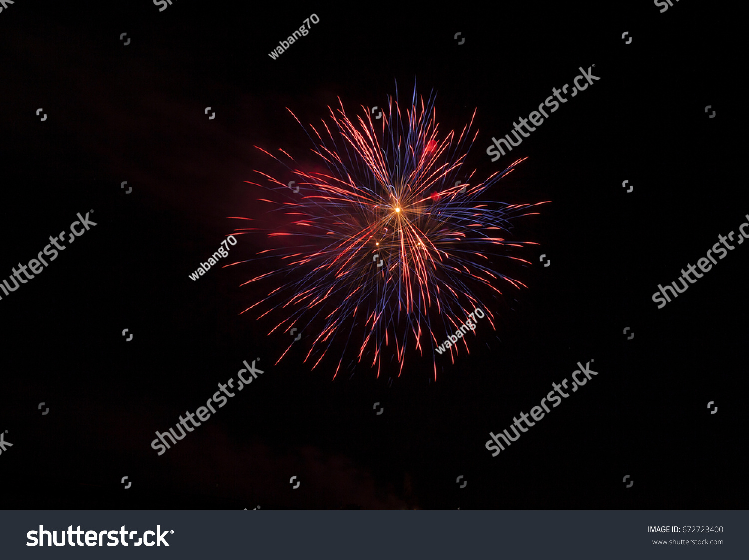 4th July Fireworks Imperial Beach Ca Stock Photo 672723400 Shutterstock