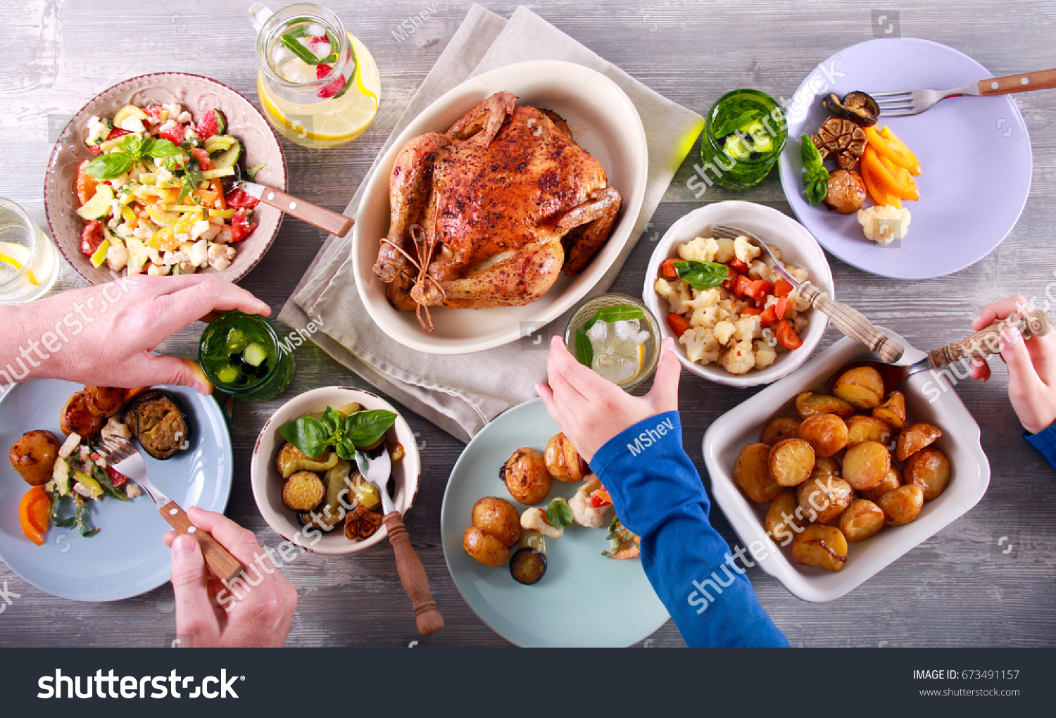 Family Dinner Top View People Having Stock Photo 673491157 | Shutterstock