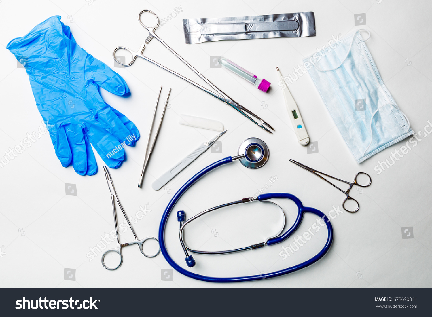 Инструменты врача