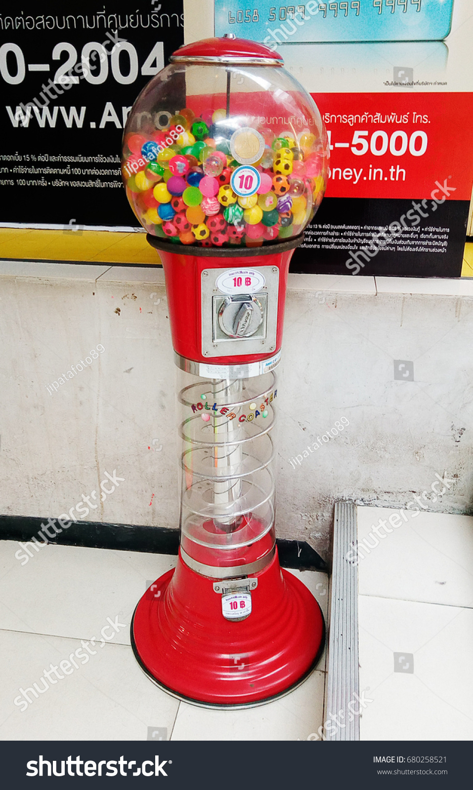 Bangkok Thailandjuly 42017 Gumball Vending Machine Stock Photo ...