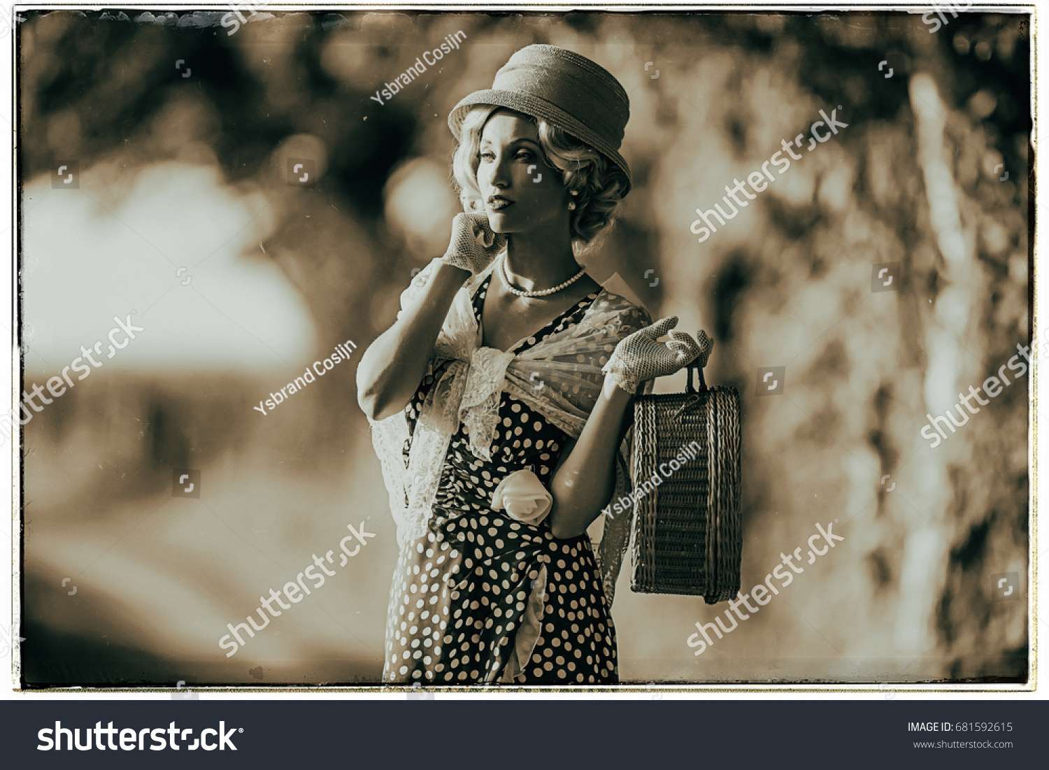 Classic Black White Photo 1930s Fashion Stock Photo 681592615 ...