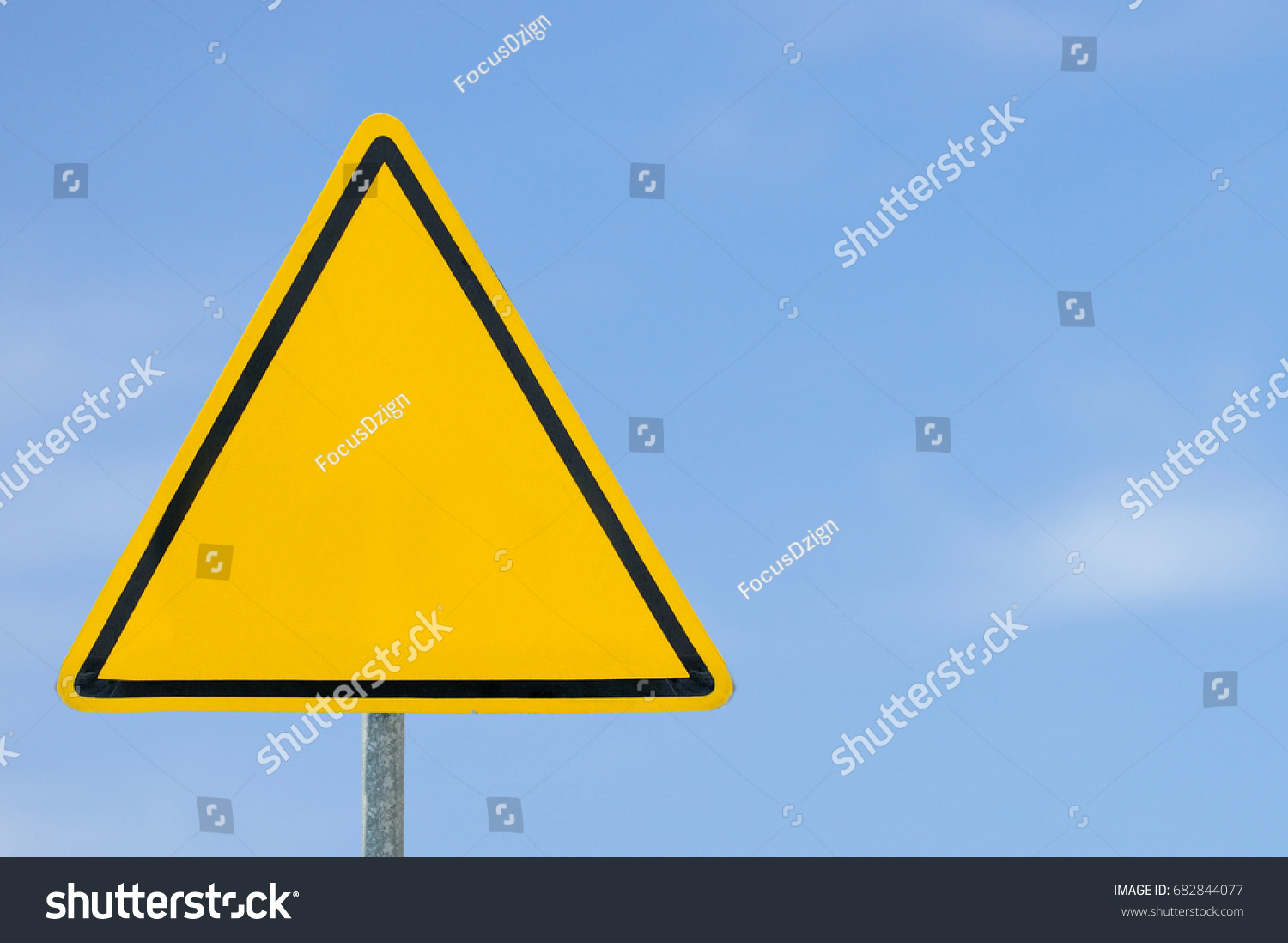 Blank Yellow Road Sign Traffic Sign Stock Photo 682844077 | Shutterstock