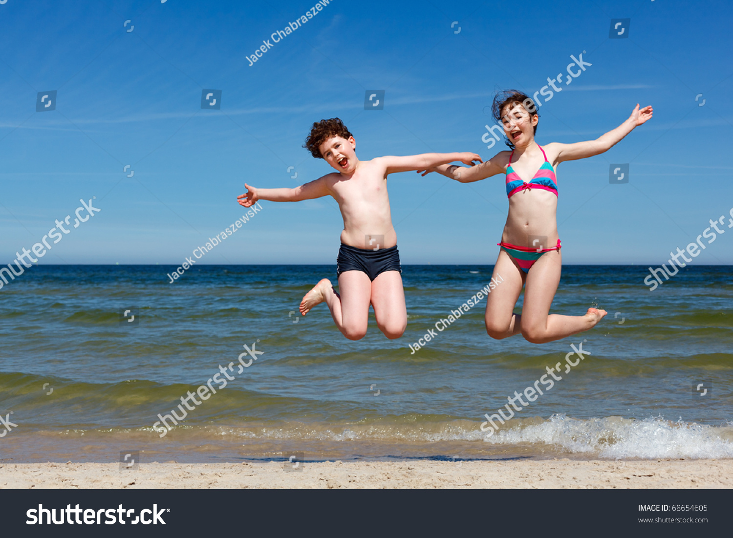 за голыми детьми на пляже фото 32