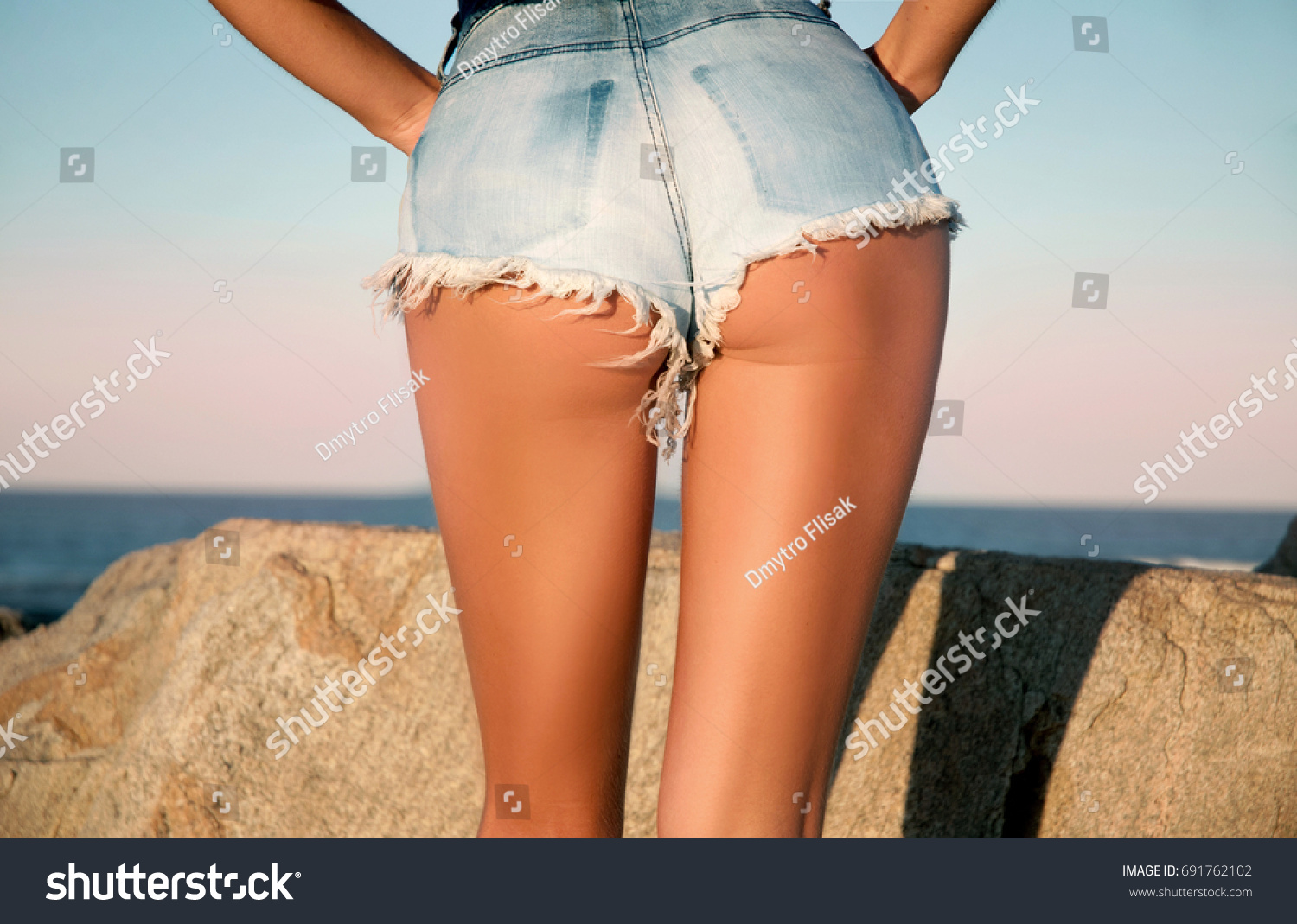 Denim Shorts Ass