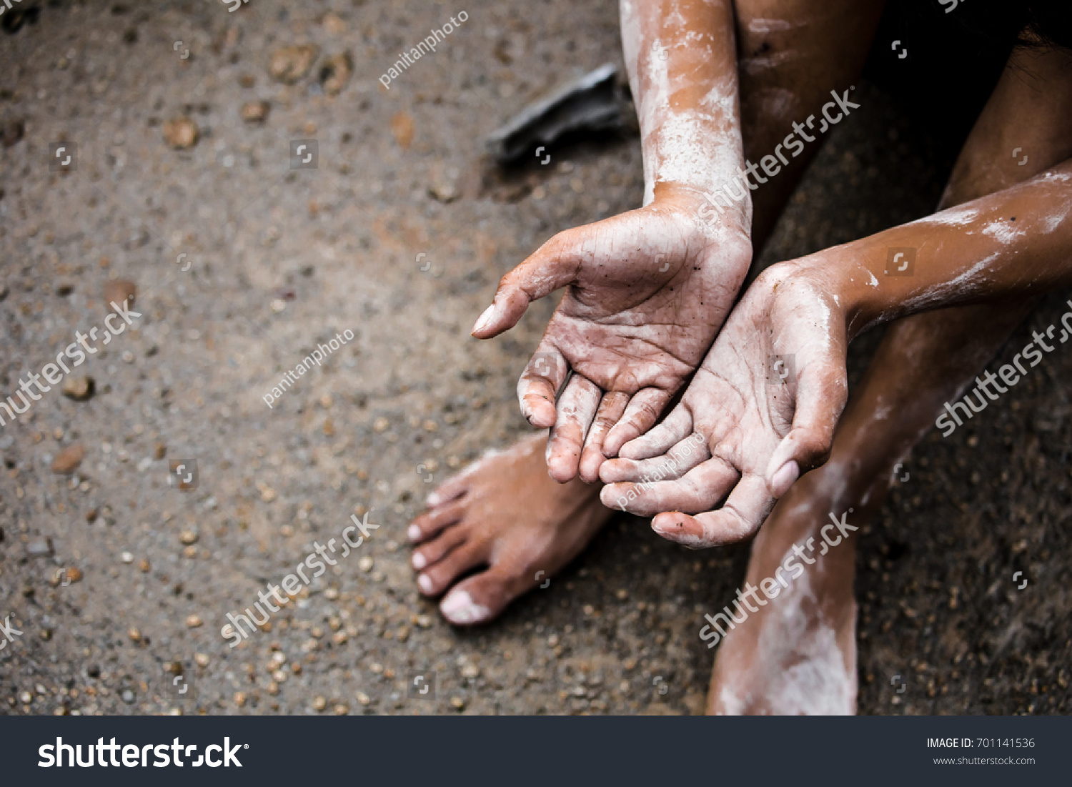 35,197 Hunger poverty Images, Stock Photos & Vectors | Shutterstock