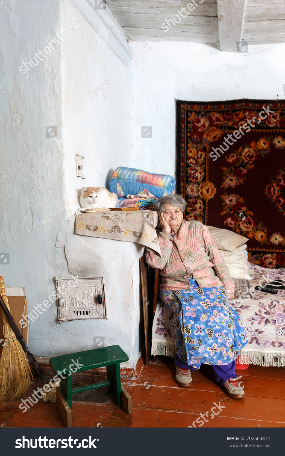 Home Old Granny