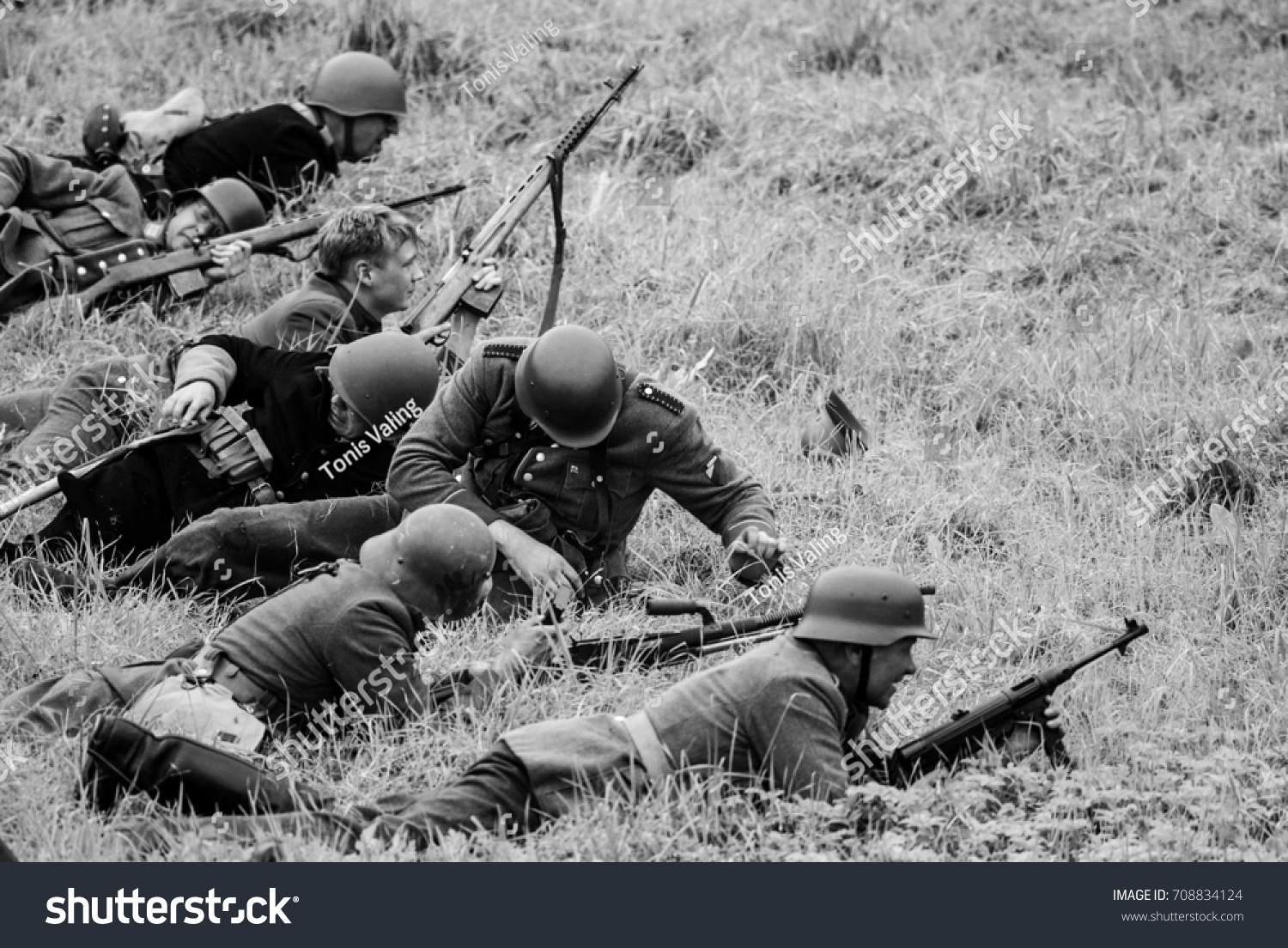 Battle Remake Armed Soldiers Viii International Stock Photo 708834124 ...