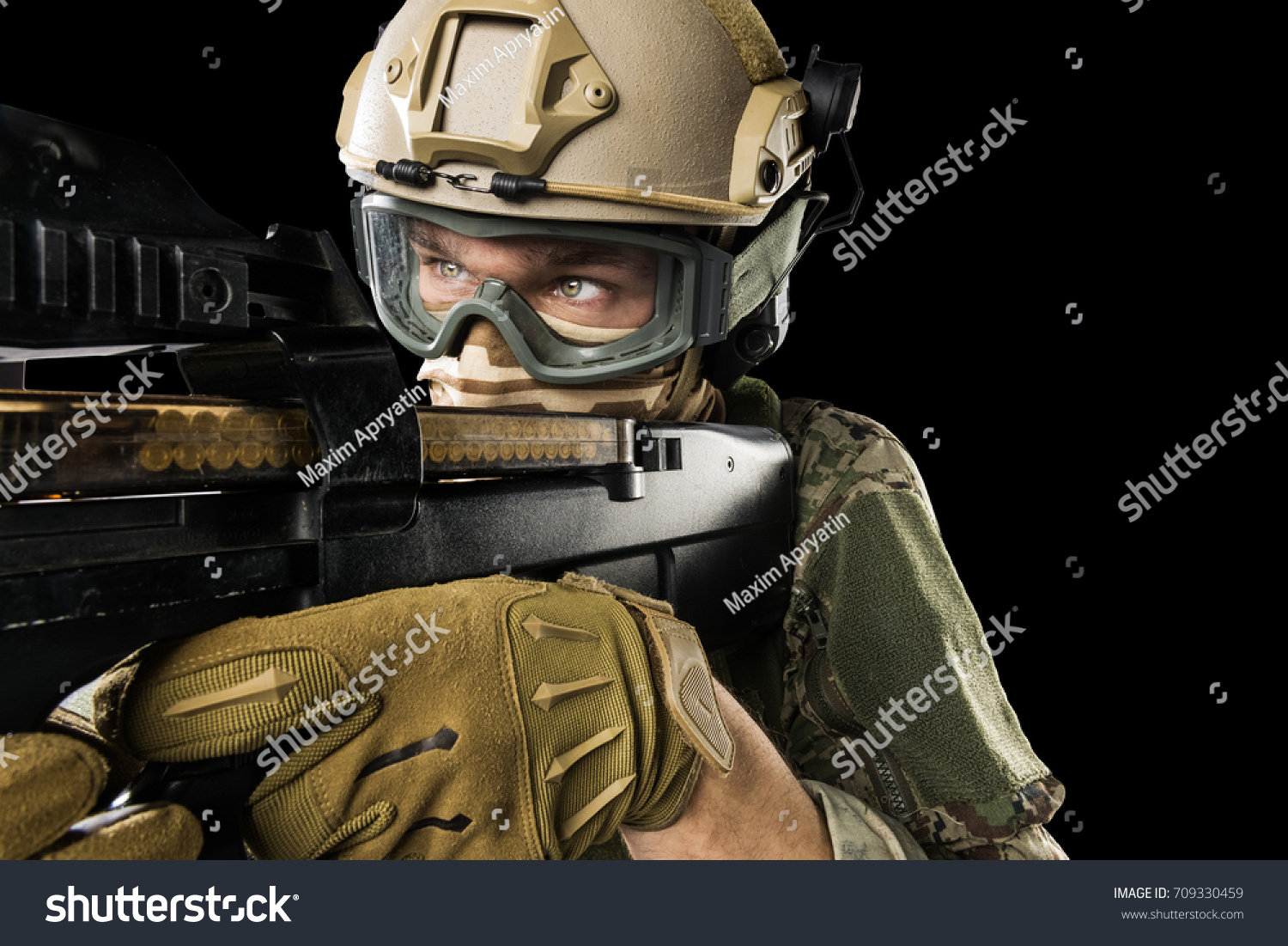 Male Uniform Tactical Units Police Rifle Stock Photo 709330459 ...