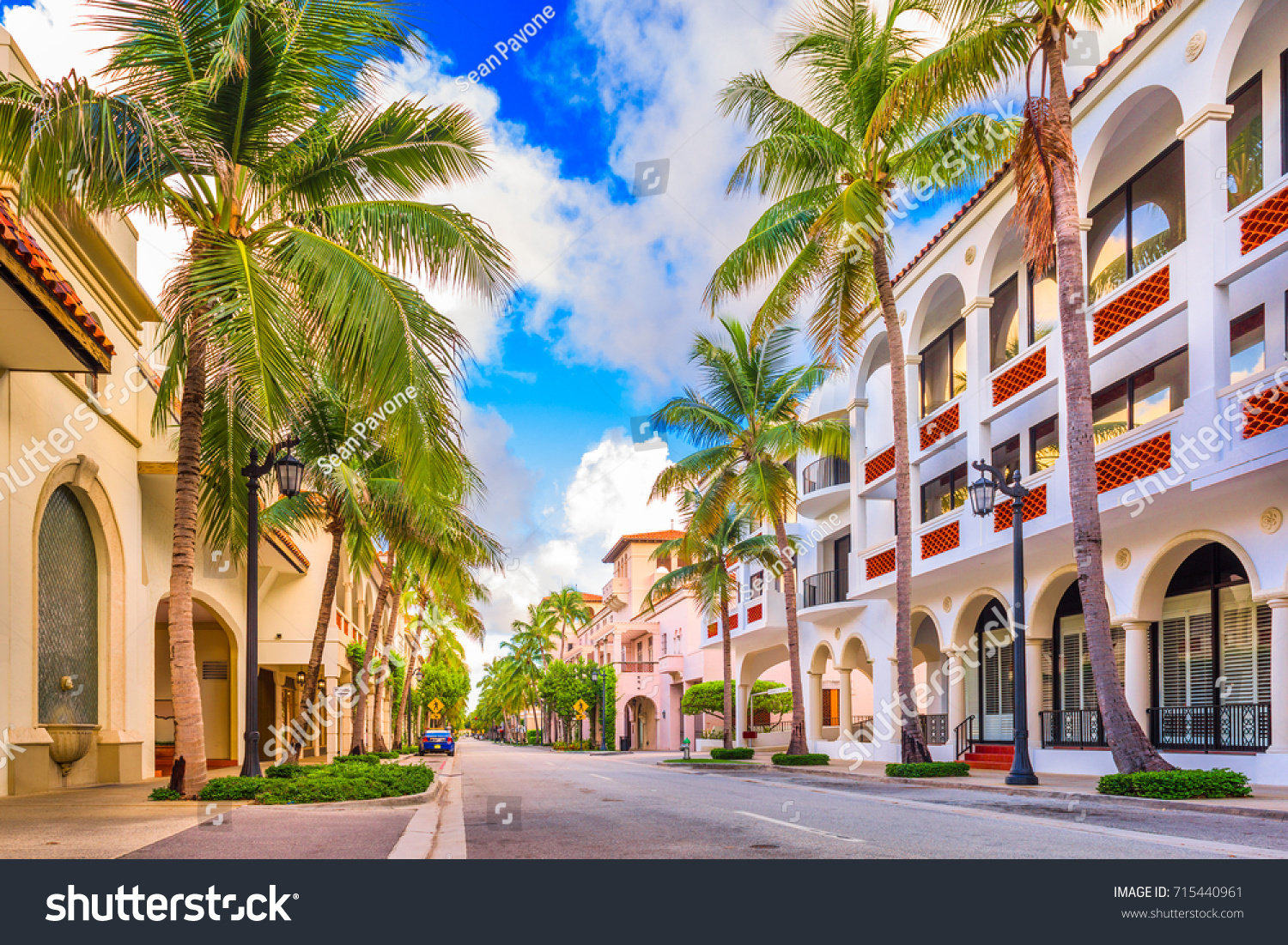 palm-beach-florida-usa-worth-ave-stock-photo-715440961-shutterstock