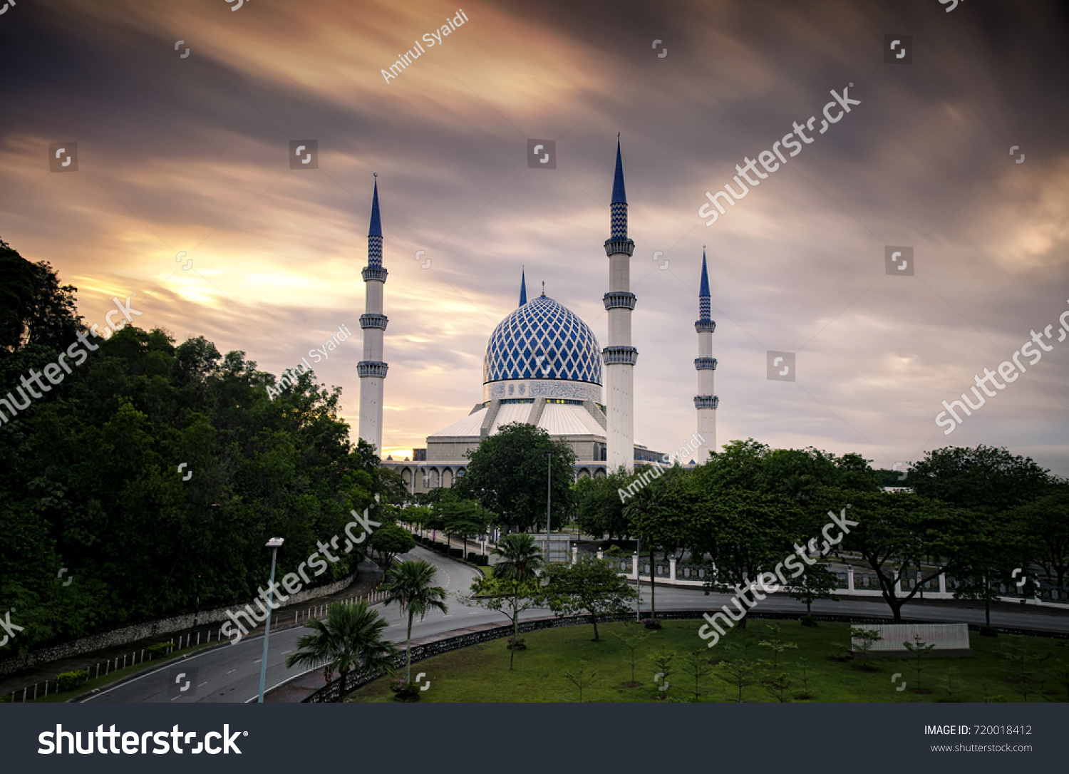 Beautiful Sultan Salahuddin Abdul Aziz Shah Stock Photo 720018412 