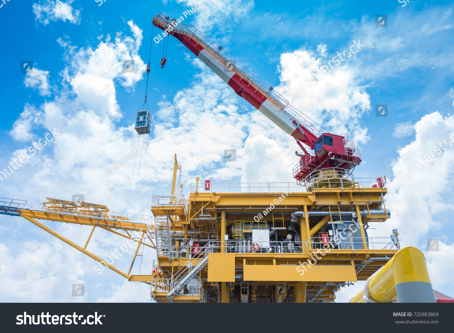 Offshore Oil Gas Wellhead Remote Platform Stock Photo 720983869 