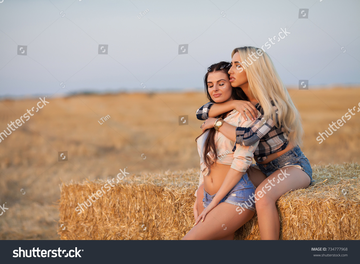 Hot Sexy Lesbian Teens