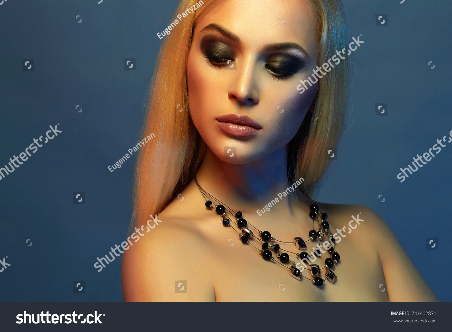 Sexy Beautiful Young Womanbeauty Blonde Girl 스톡 사진 741402871 Shutterstock 