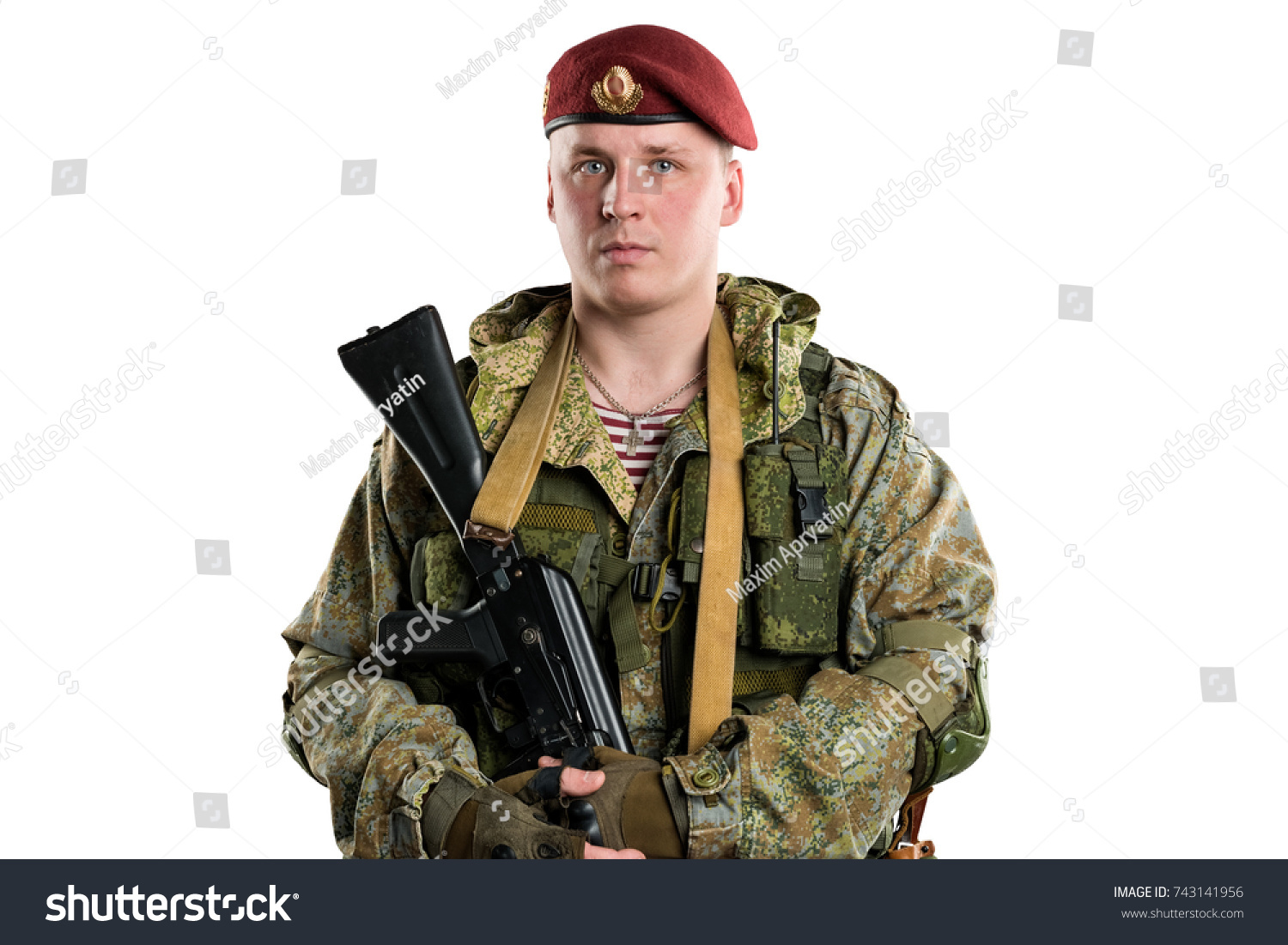 russian maroon beret