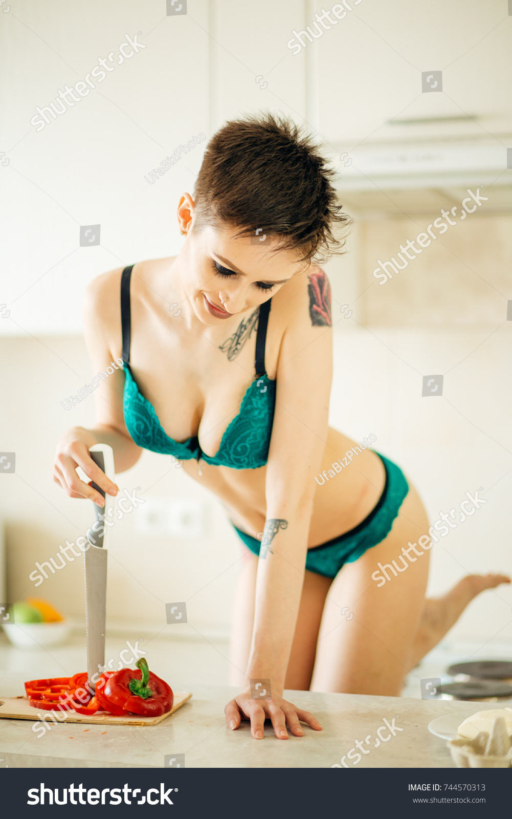 ass hot housewife woman