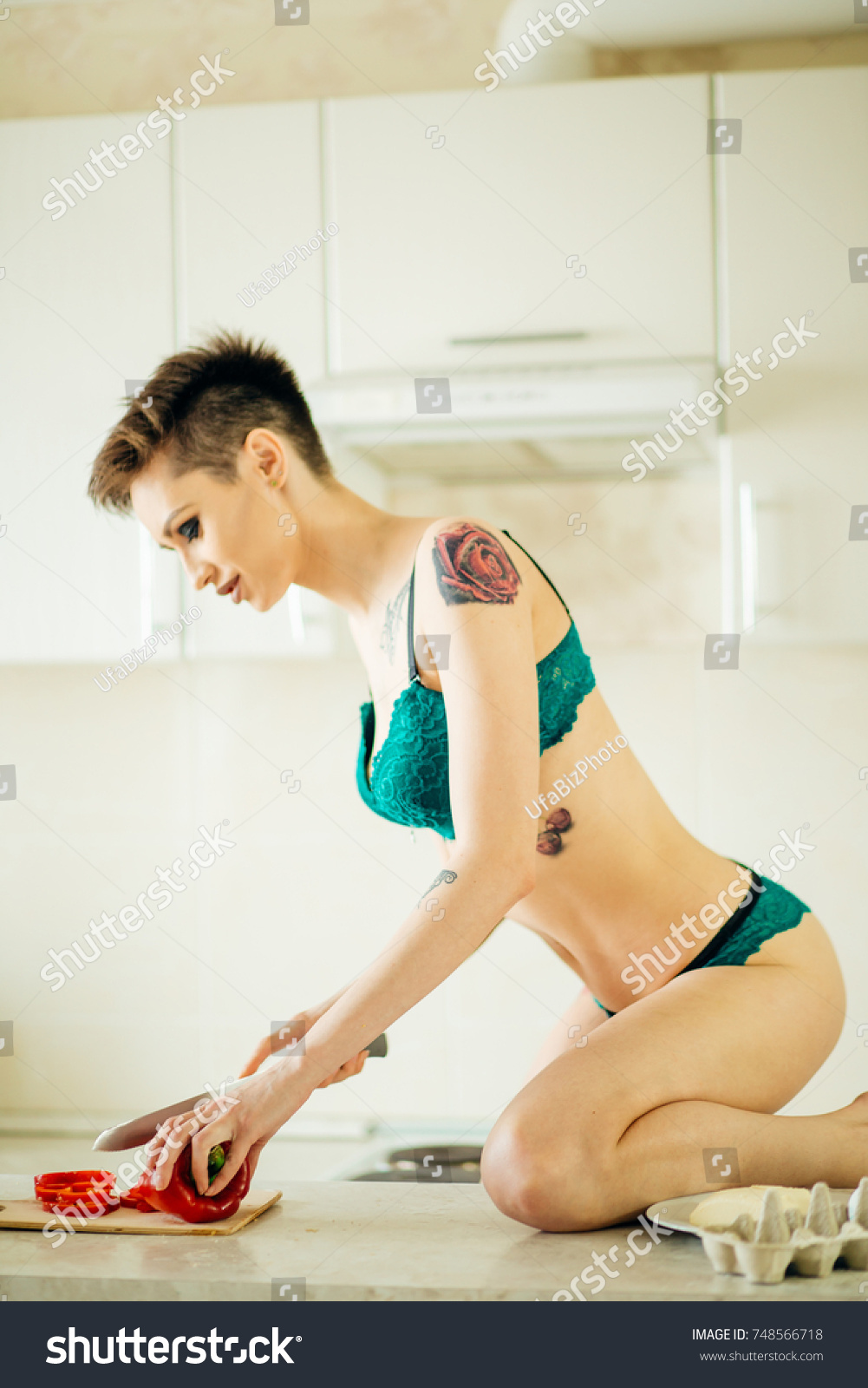 ass hot housewife woman