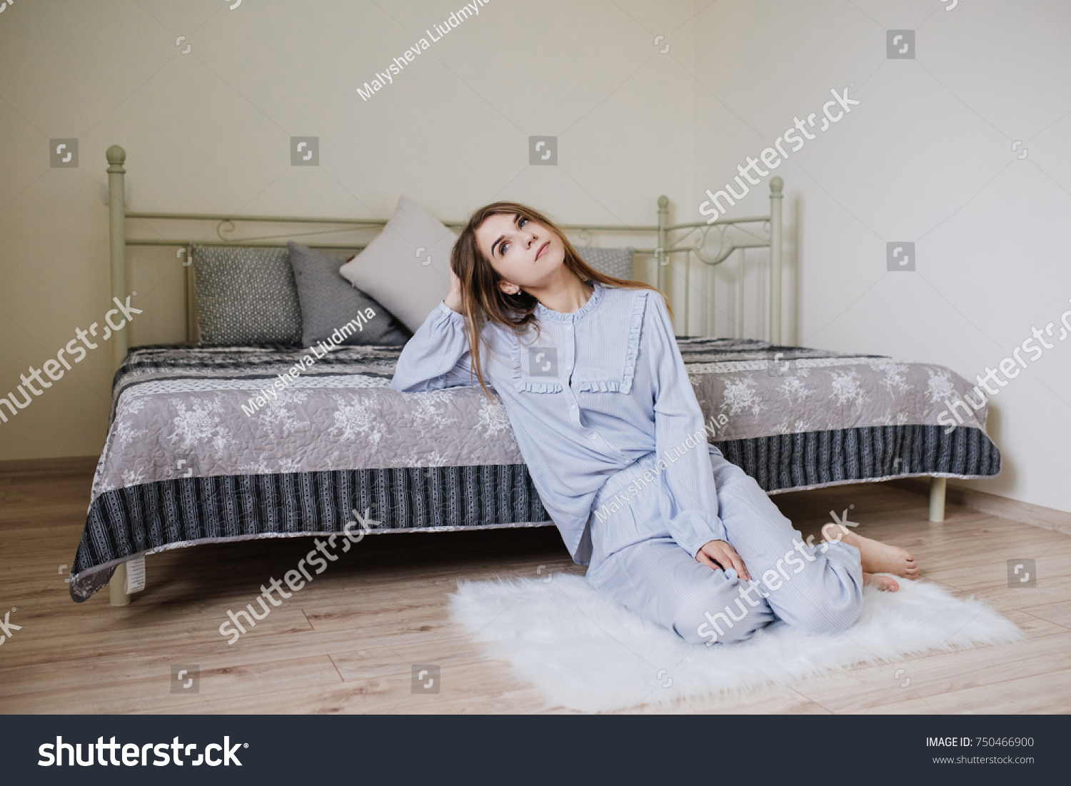 фотосессия в кровати в пижаме