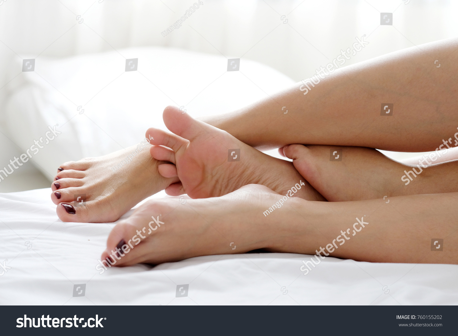 Mature Lesbian Feet