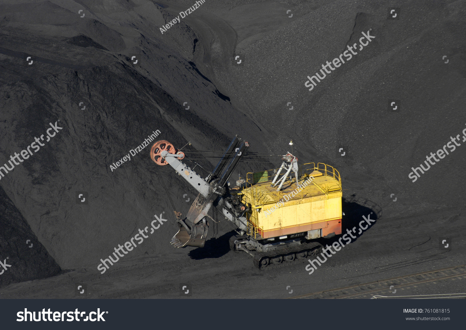 Heavy Excavator Coal Mine Stock Photo 761081815 