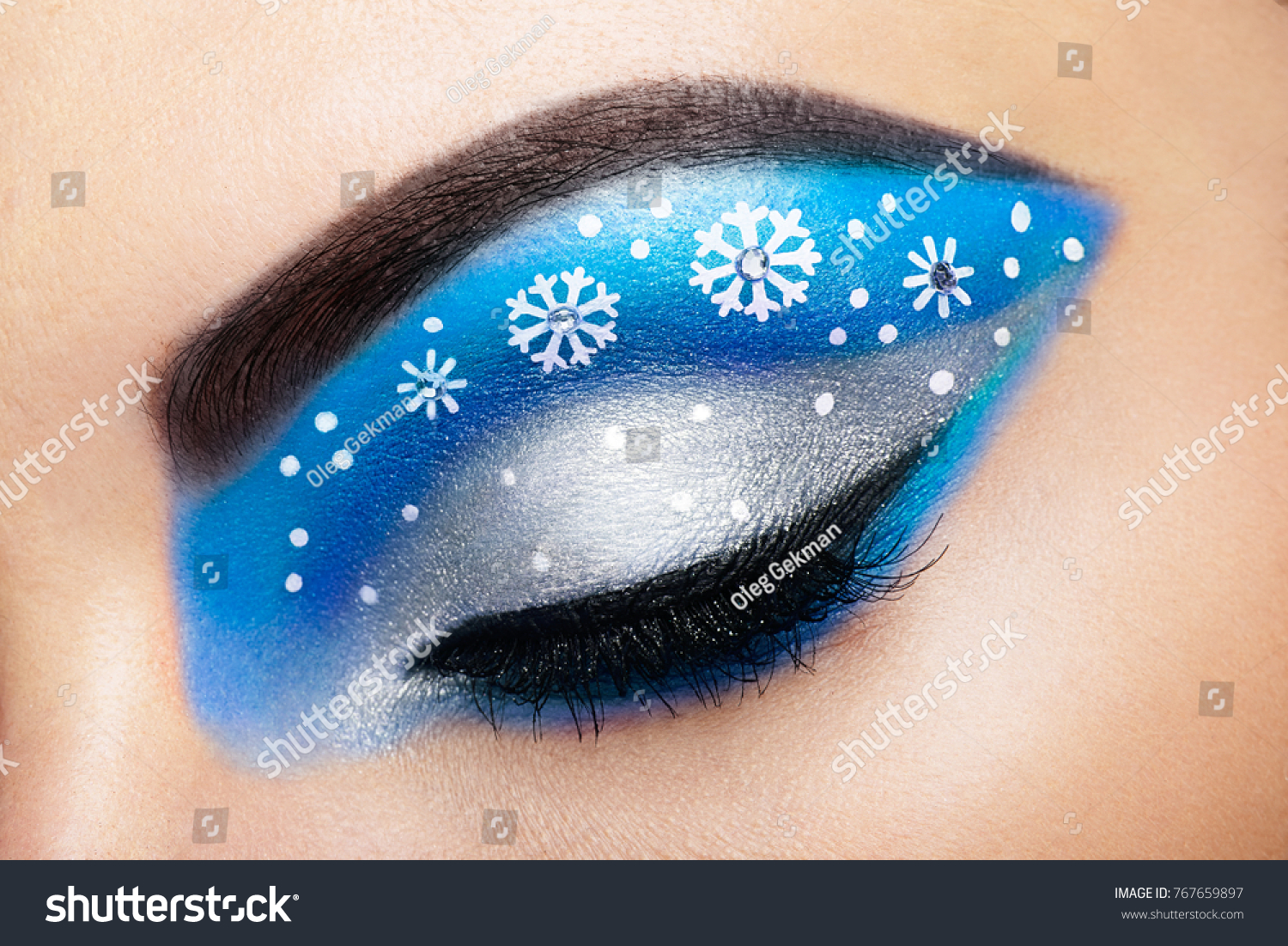 Макияж Снегурочки со снежинками
