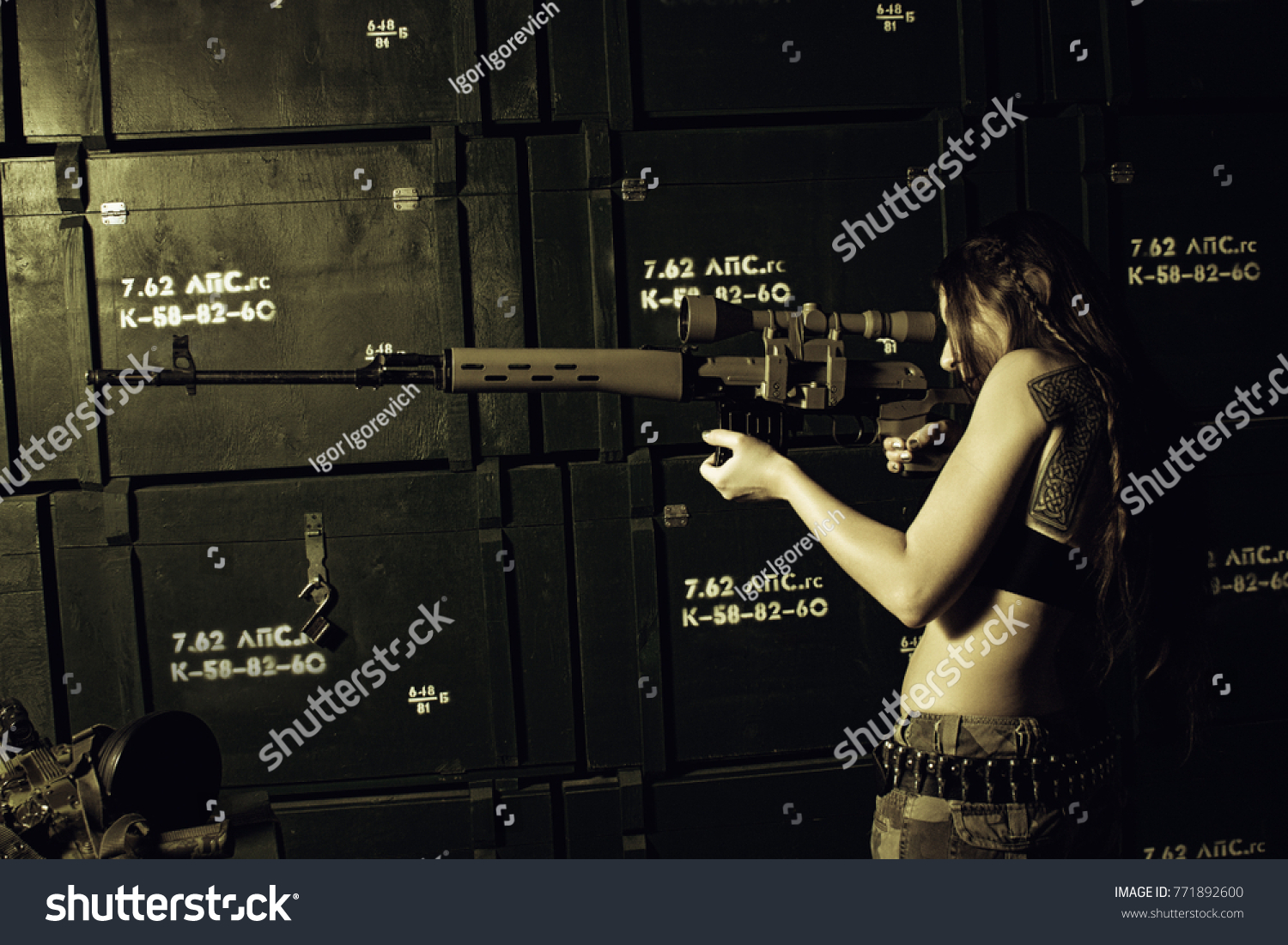 Pretty Young Girl Aiming Sniper Rifle Stock Photo 771892600 | Shutterstock