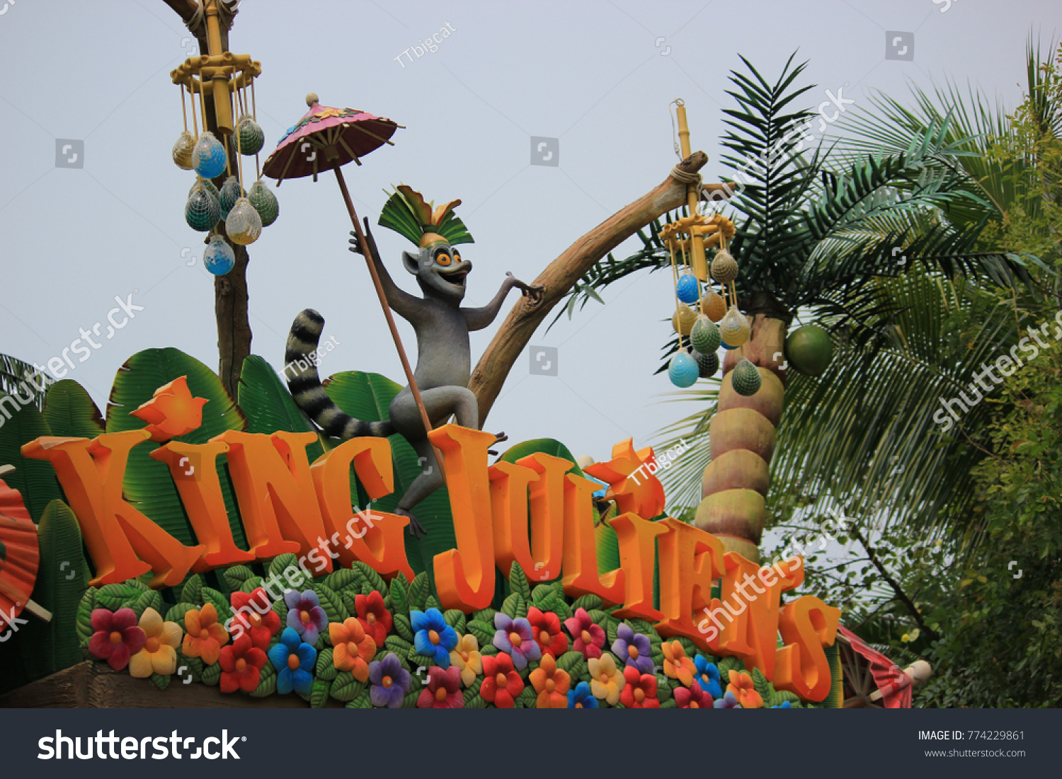 129 King Julien Images, Stock Photos & Vectors Shutterstock